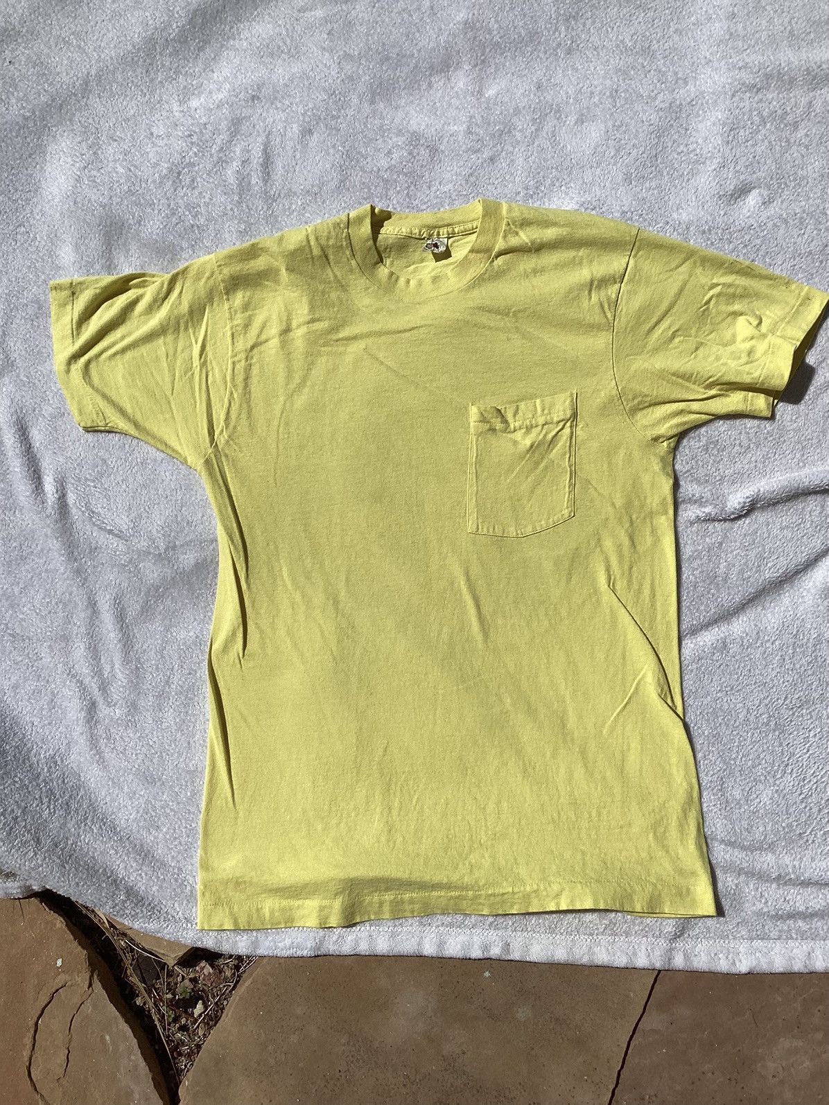 Fruit Of The Loom × Vintage True Vtg 89 skull rose Spanish pistol single stitch FOTL tee Size US L / EU 52-54 / 3 - 3 Thumbnail