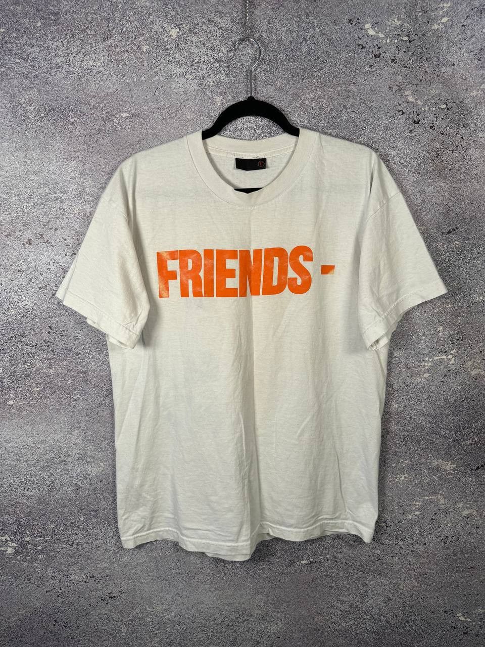 Vetements Vintage Vlone Friends Graphic Logo T-Shirt Large Size US L / EU 52-54 / 3 - 2 Thumbnail
