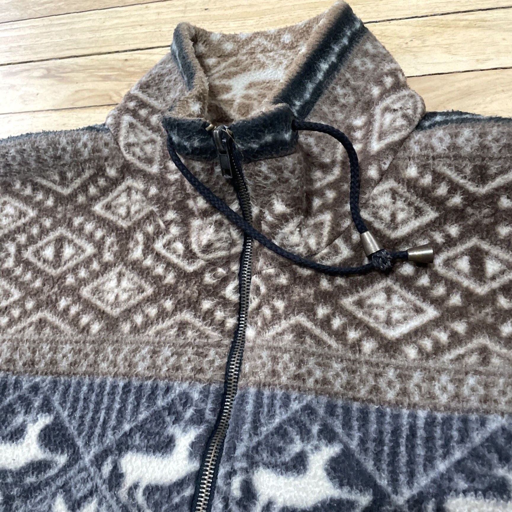 Vintage VINTAGE Slyll New York Sherpa Fleece Sweater Men L Brown Gray Deer Nordic Tribal 90s Full Zip Size US L / EU 52-54 / 3 - 5 Thumbnail