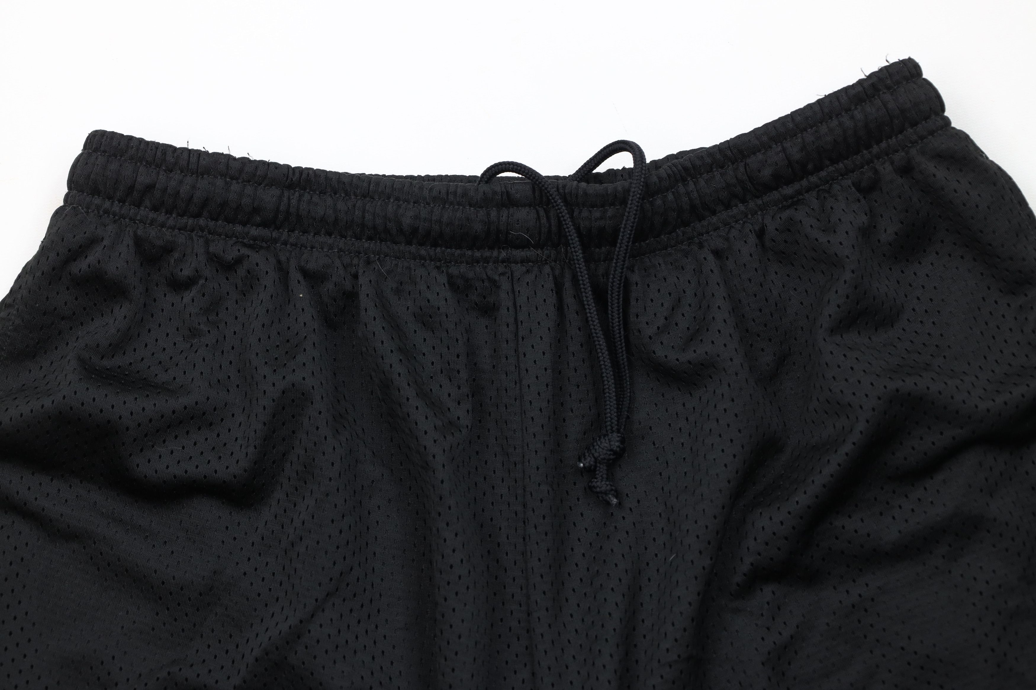 Vintage Vintage 90s Y2K Streetwear Above Knee Mesh Shorts Polyester Size US 34 / EU 50 - 2 Thumbnail