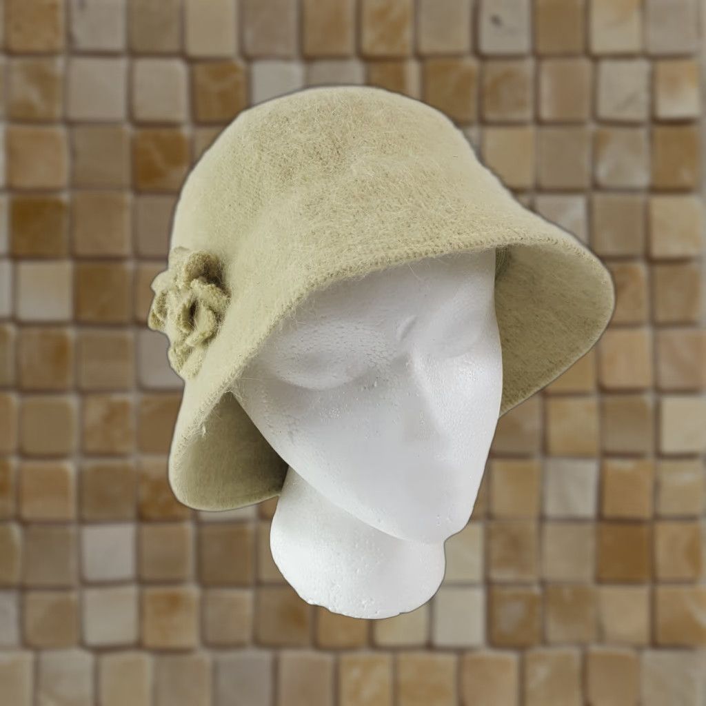 Vintage VINTAGE Y2K Green Angora Bucket Hat Size M Preppy Cute Wide Brim Women 90s Retro Size ONE SIZE - 1 Thumbnail