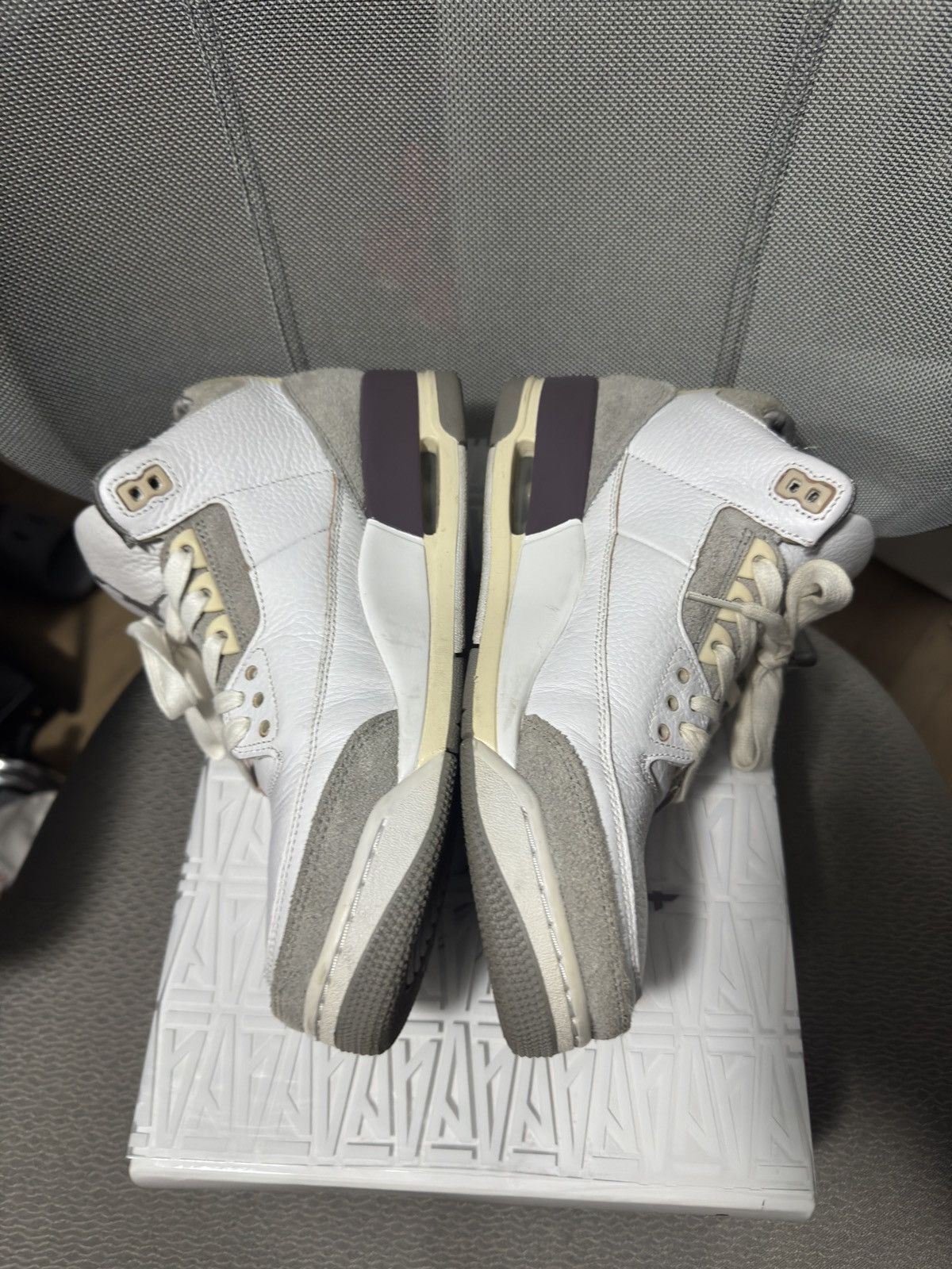 A Ma Maniere × Jordan Brand A Ma Maniere Jordan 3 Size US 9.5 / EU 42-43 - 3 Thumbnail