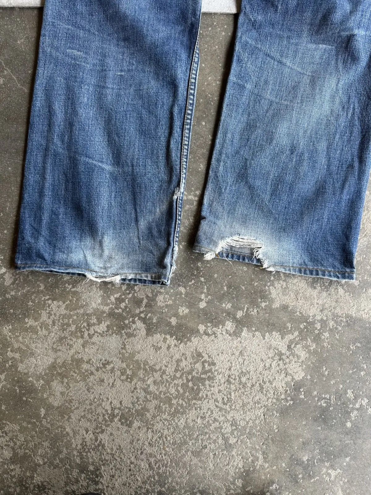 LVC CRAZY 🔥🔥 DISTRESSED DENIM 🧷 Vintage LEVI’S 503 Denim Pants Size US 29 - 21 Thumbnail