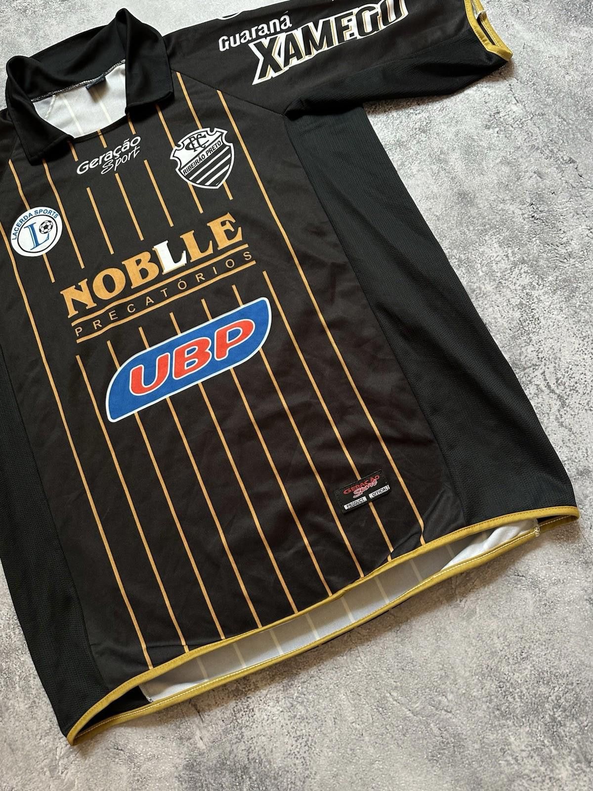 Designer Brazil Comercial FC 2011/12#17 Football Shirt Soccer Jersey Size US M / EU 48-50 / 2 - 3 Thumbnail