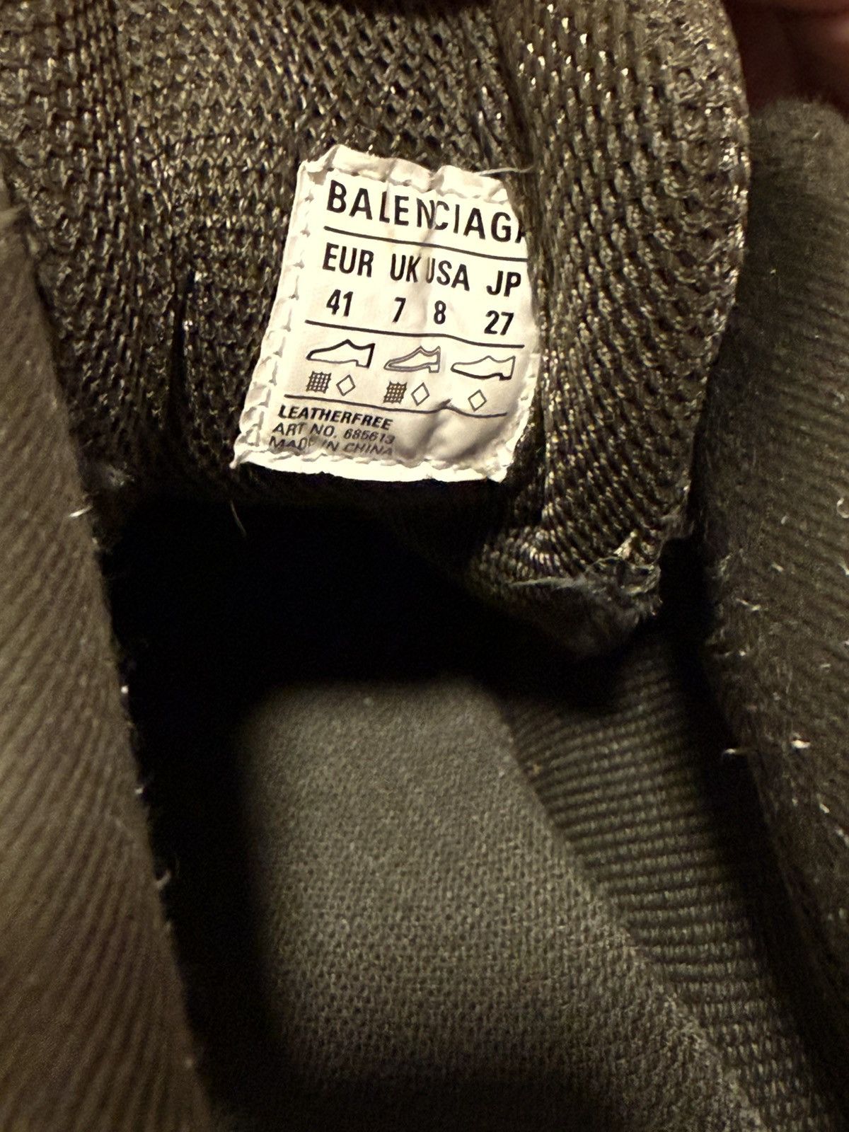 Balenciaga Balenciaga Bouncer / Defender Size US 8 / EU 41 - 7 Thumbnail