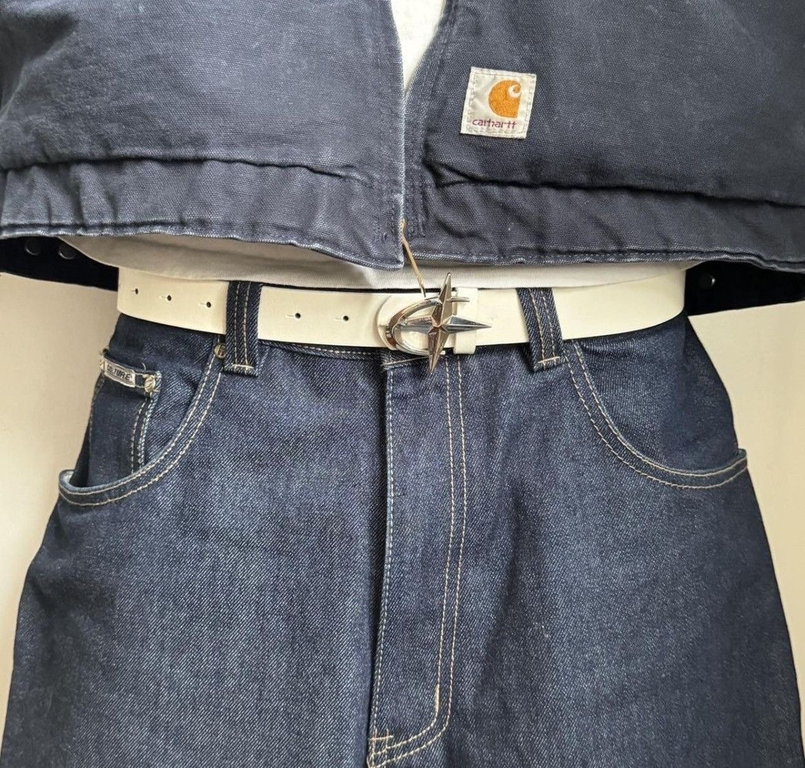 Vintage y2k 2000s star futuristic emblem white and silver slim belt Size ONE SIZE - 5 Thumbnail
