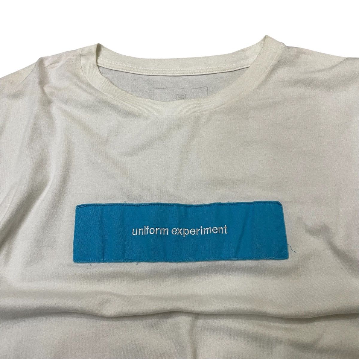 Hiroshi Fujiwara × uniform experiment Uniform Experiment Box Logo Tee SS18 | Hiroshi Fujiwara Size US L / EU 52-54 / 3 - 3 Thumbnail