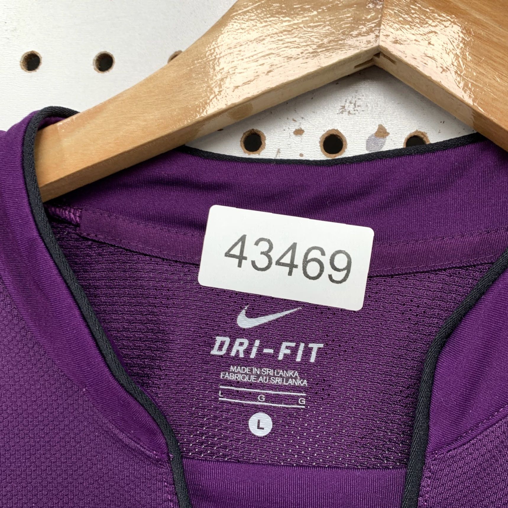 Nike **Nike USA Soccer Dri-FIT Women's Large Purple Zip-Up Jacket** User: **Nike USA Soccer Dri-FIT Purple Women's Large Zip-Up Jacket** Size L / US 10 / IT 46 - 4 Thumbnail
