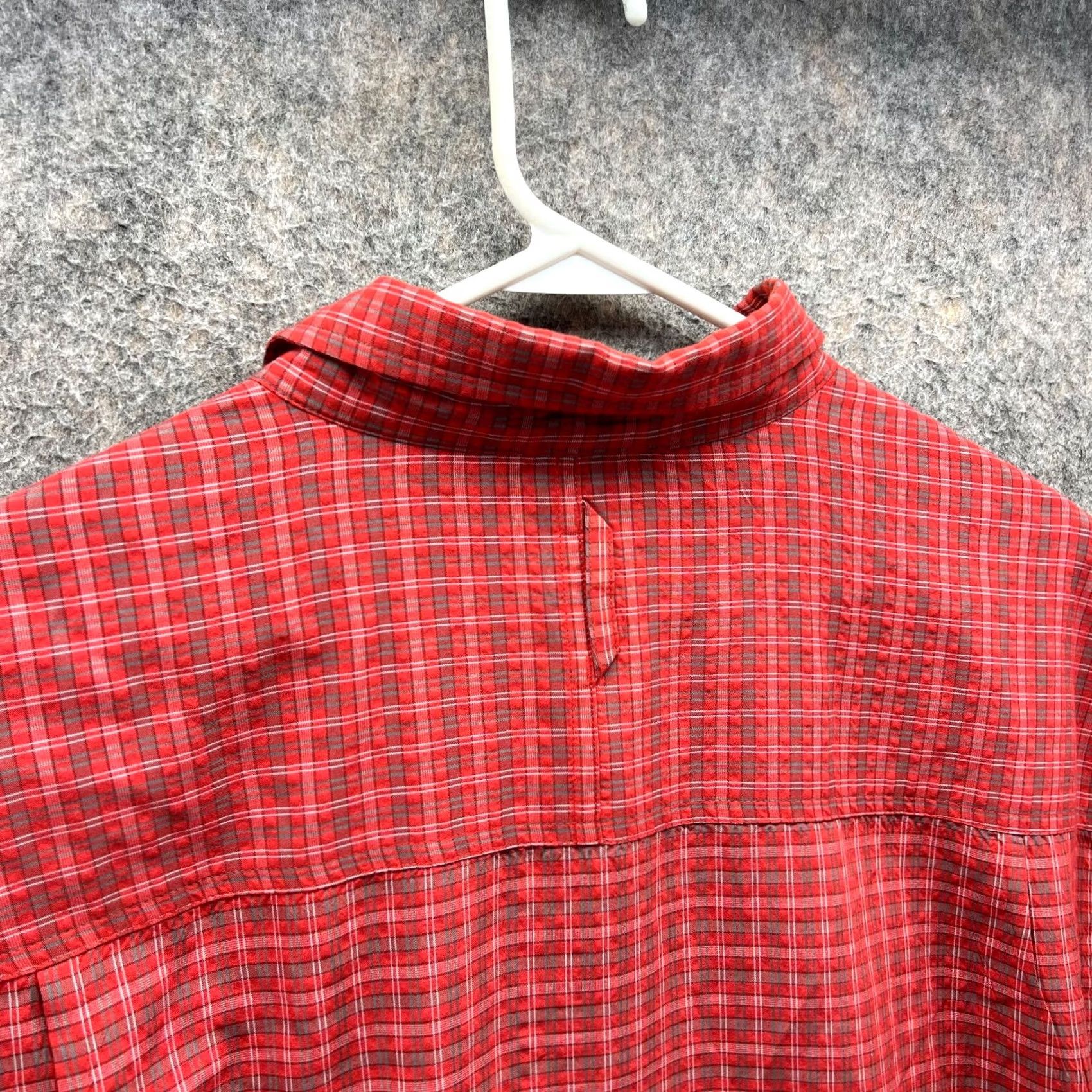 The North Face VINTAGE The North Face Shirt Mens XL Red Button Down Outdoors Hiking Short Sleeve Camp Shirt Size US XL / EU 56 / 4 - 7 Thumbnail