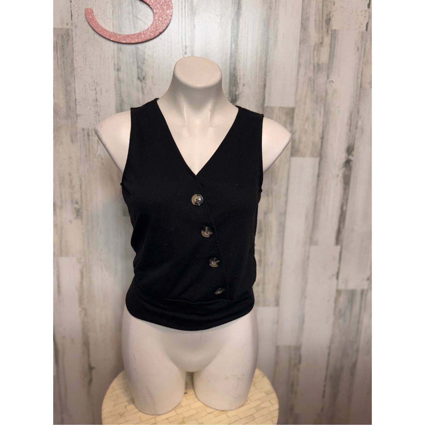Other IZ Byer Black Sleeveless Button-Front Tank Top Size S Size S / US 4 / IT 40 - 2 Thumbnail