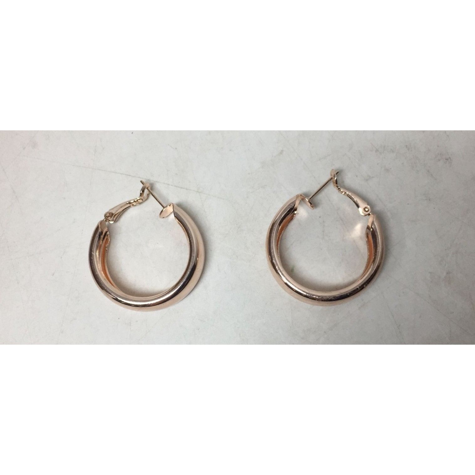 Other Women's Rose Gold Thick Hoop Earrings Size ONE SIZE - 4 Thumbnail