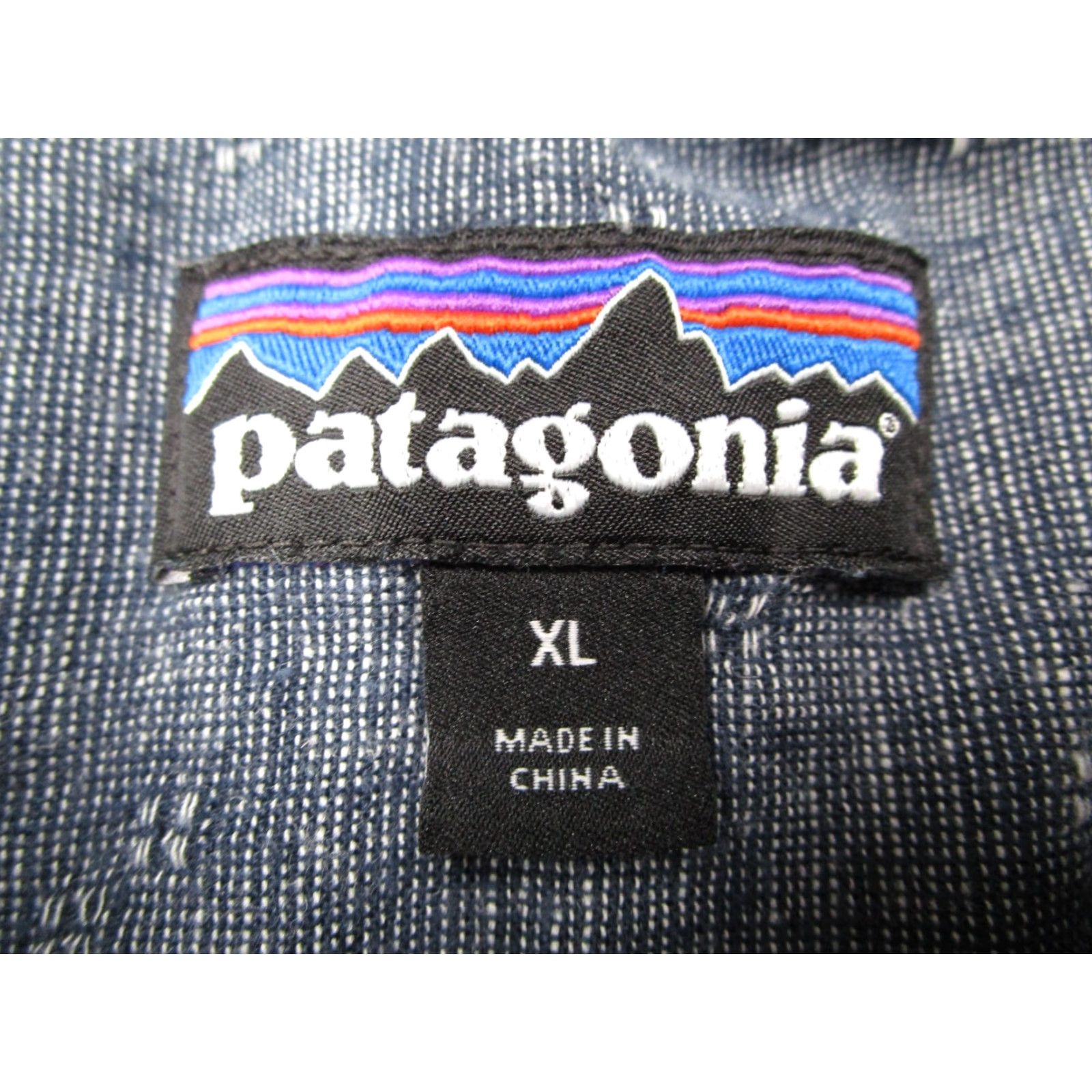 Patagonia Patagonia Shirt Mens XL Blue Button-Up Back Step Beer Back Step Firestone Walker Embroidered Organic Cotton Hemp Geometric Outdoors Casual Retro 90s Size US XL / EU 56 / 4 - 2 Thumbnail