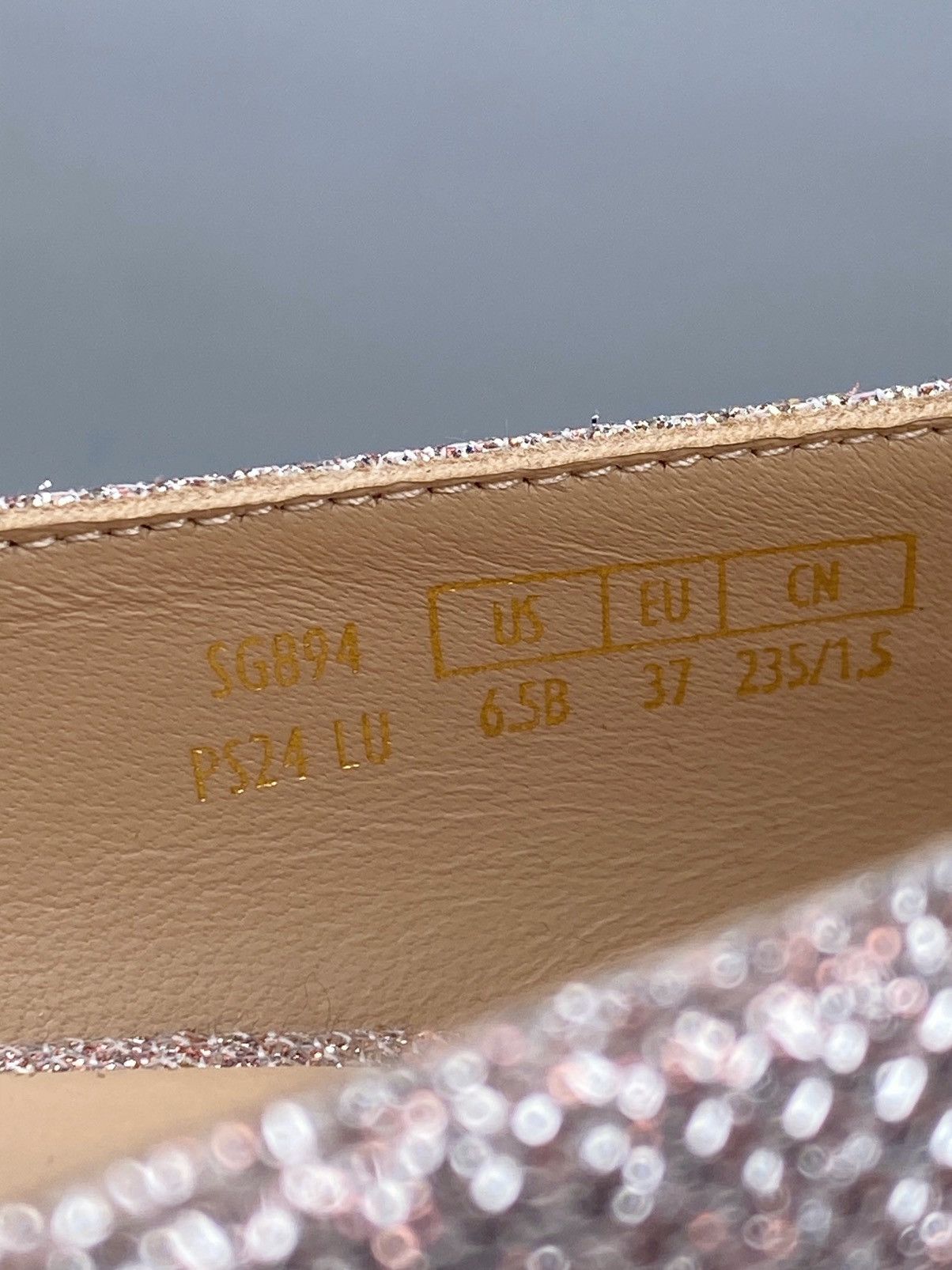 Stuart Weitzman Stuart Weitzman Metallic Kitten-Heel Pumps size 6.5 Size US 6.5 / IT 36.5 - 6 Thumbnail