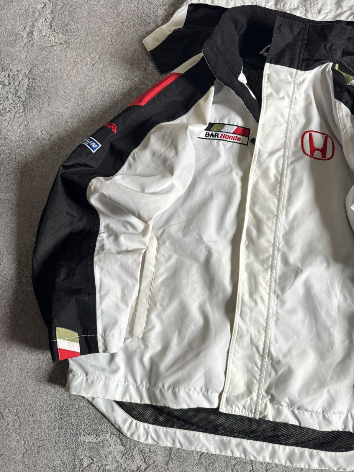 Honda Honda L/Size official BAR F1 racing jacket bomber hooded Size US L / EU 52-54 / 3 - 16 Thumbnail