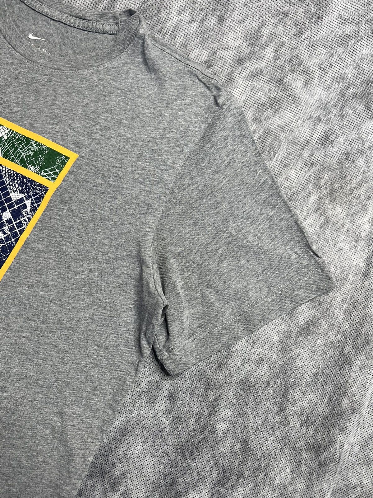 Nike Nike Court Mens T-Shirt Y2K Size US M / EU 48-50 / 2 - 3 Thumbnail