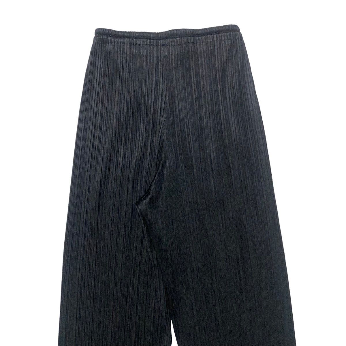 Pleats Please Issey Miyake Vintage Pleats Please Black Pants Straight Leg Size US 30 / EU 46 - 10 Thumbnail