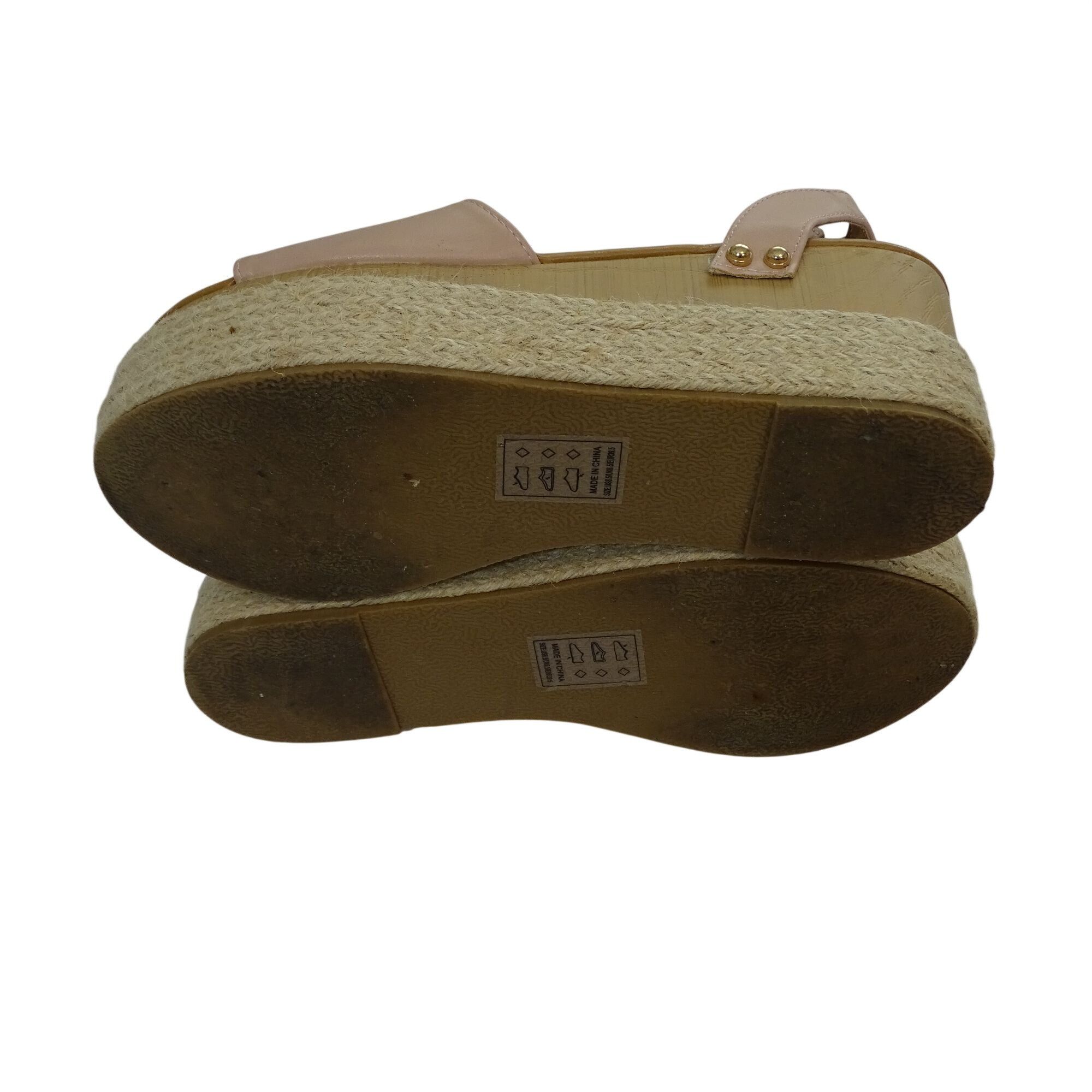Other Qupid Beige Faux Leather Platform Sandals Women Size 8.5 Size US 8.5 / IT 38.5 - 7 Thumbnail