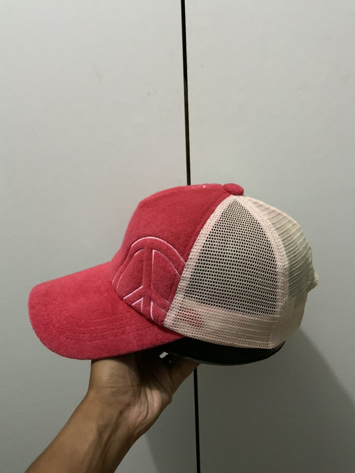 Japanese Brand Peace Mohair Fur Fade Red Trucker Hat Size ONE SIZE - 3 Thumbnail