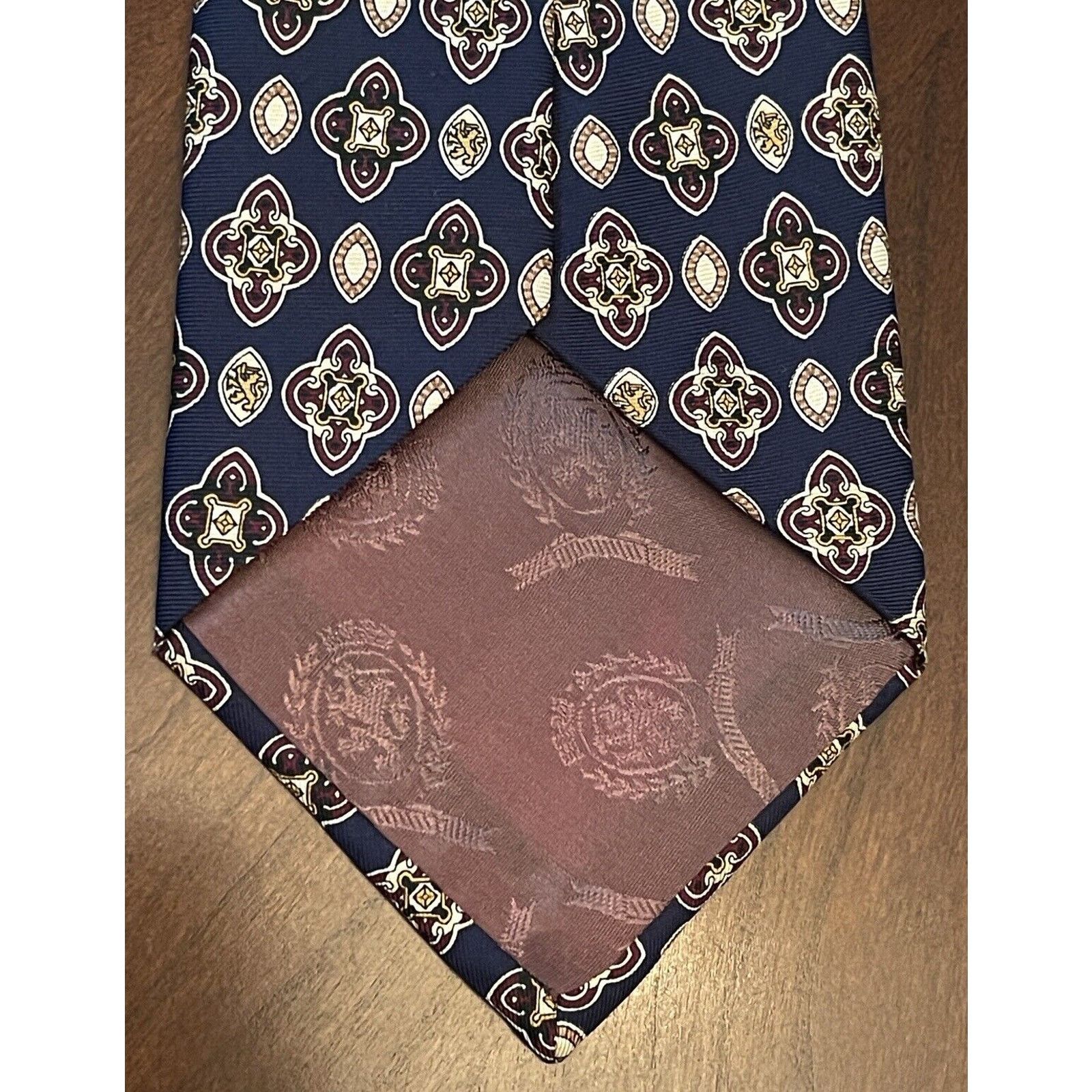 Tommy Hilfiger Tommy Hilfiger Blue Burgundy 100% Italian Silk Made In Usa Size ONE SIZE - 2 Thumbnail