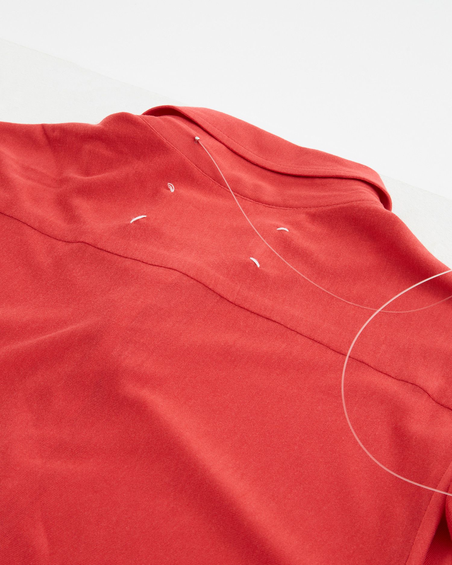 Maison Margiela Martin Margiela S/S 2001 Red Viscosa Shirt Size M / US 6-8 / IT 42-44 - 8 Thumbnail