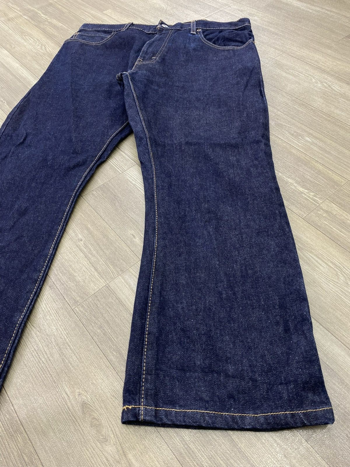 Levi's Vintage Clothing 2000s Vintage Levis 517 Bell Button Bootcut Flared Jeans Size US 33 - 4 Thumbnail