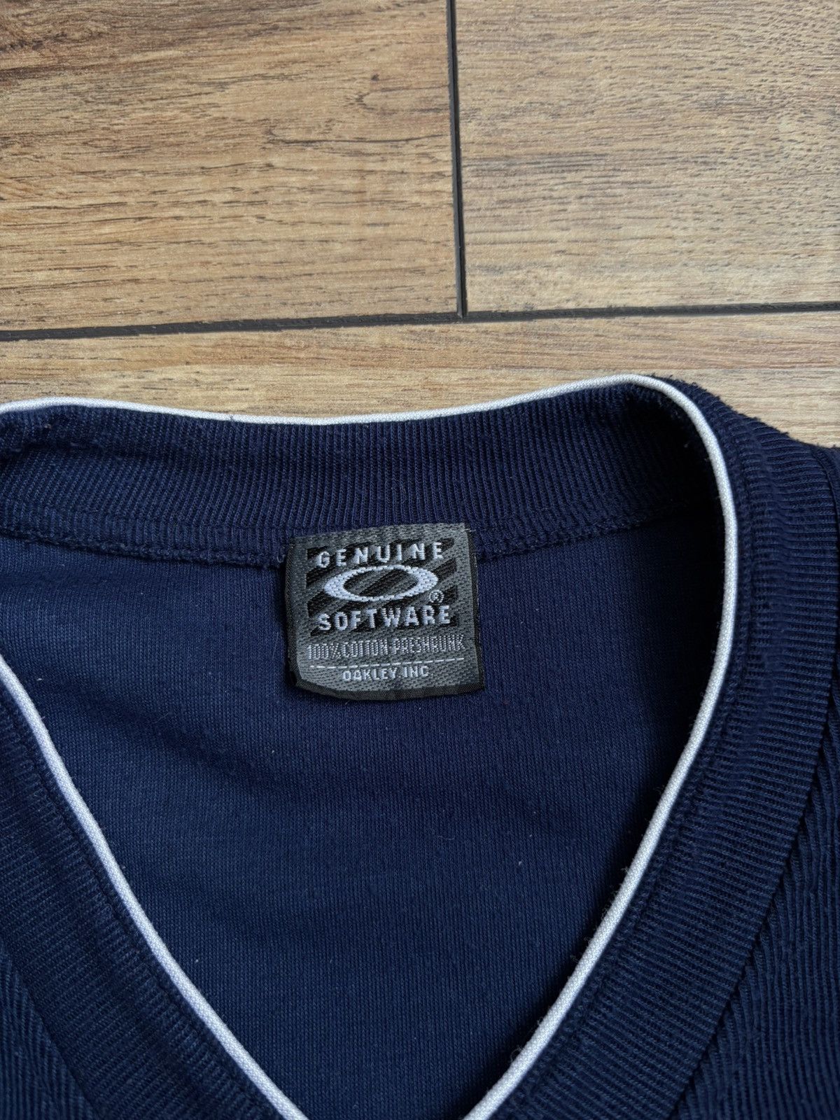 Oakley Oakley Vintage Dark Blue Sweatshirt Size US L / EU 52-54 / 3 - 4 Thumbnail