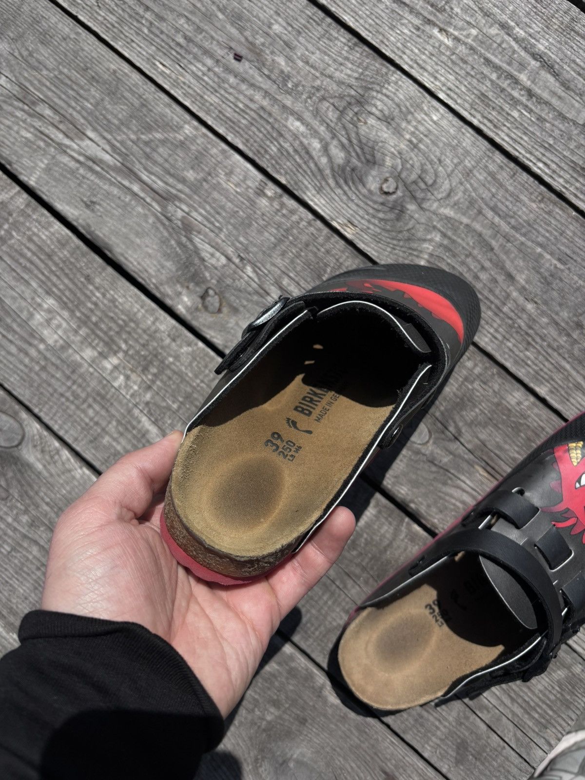 Birkenstock Birkenstock Kay Clogs "Big Dino" Graphic - Black/Red Size US 7 / EU 40 - 3 Thumbnail