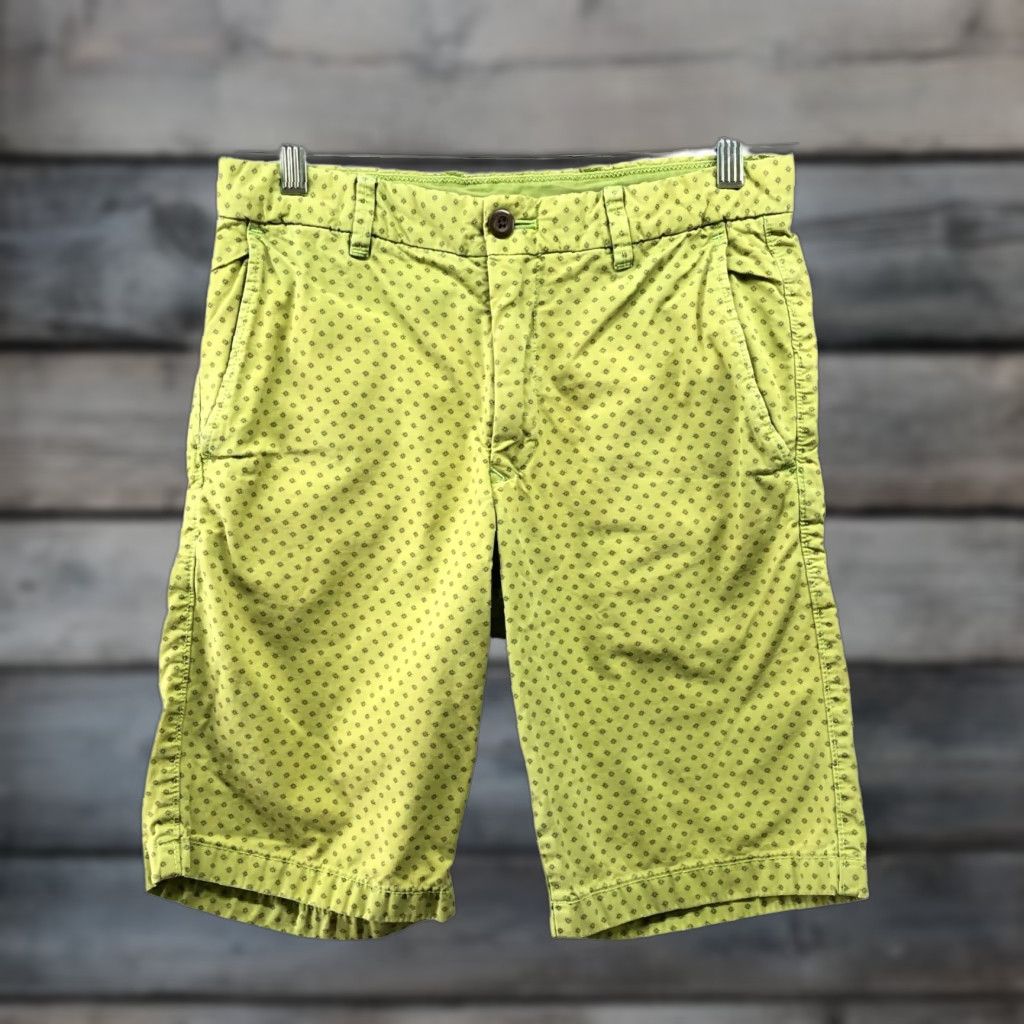 Uniqlo Uniqlo Chino Shorts Mens S 27-30'' Waist 11'' Inseam Lime Green Flat Front Cotton Casual Preppy 90s Mens? Size US 29 - 1 Thumbnail