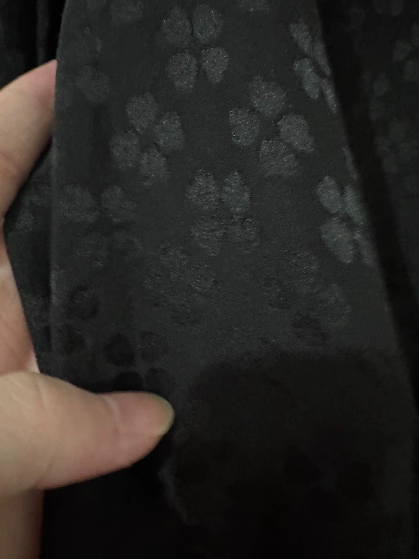 Saint Laurent Paris SLP22S silk Black Samurai shirt with all-over clover print Size L / US 10 / IT 46 - 5 Thumbnail