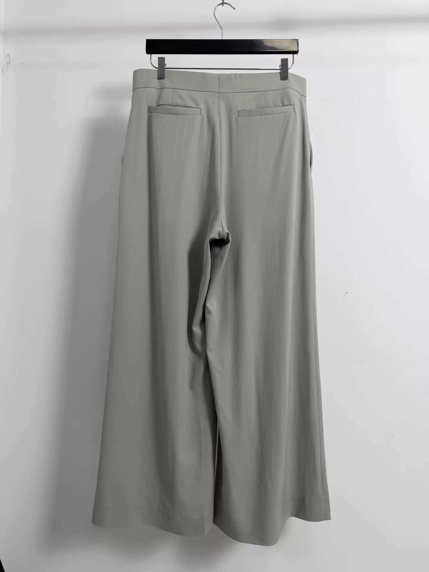 Dior Dior Men's 23fw Fog Gray Pleated Wide-Leg Trousers Size US 32 / EU 48 - 2 Thumbnail