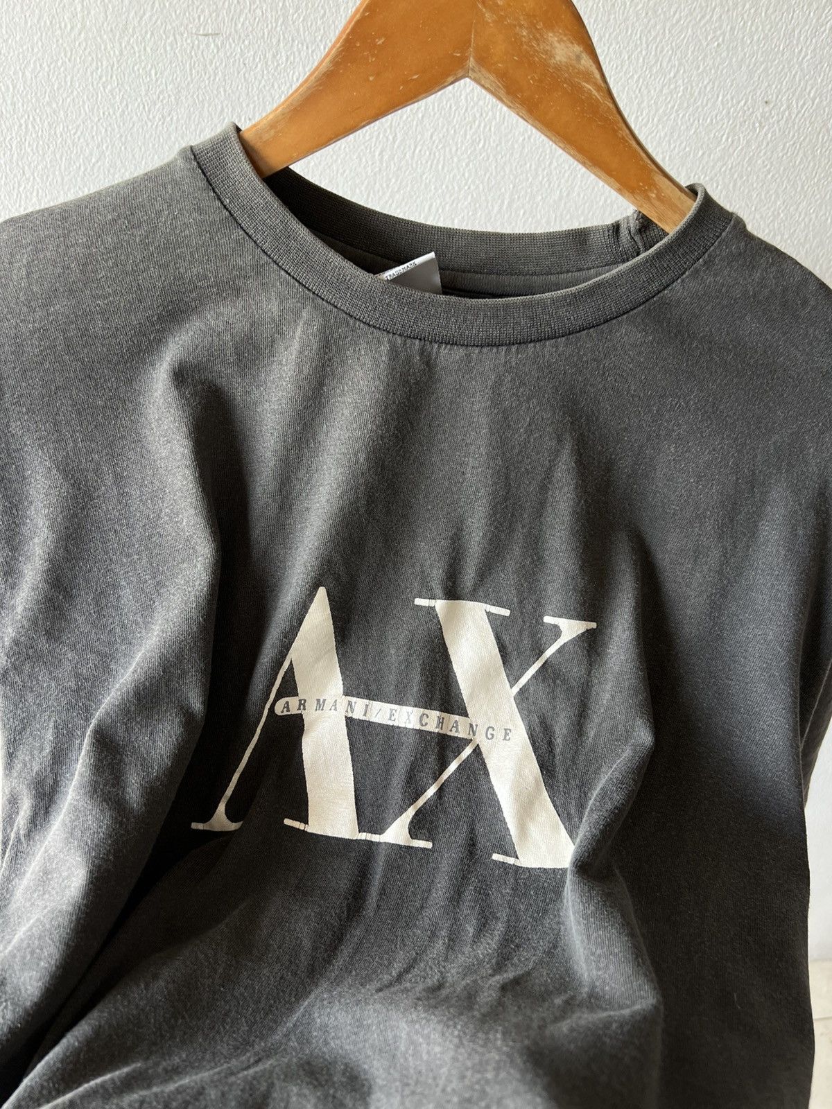 Armani Exchange PAPER THIN Faded Armani / Exchange Distressed Size US L / EU 52-54 / 3 - 4 Thumbnail