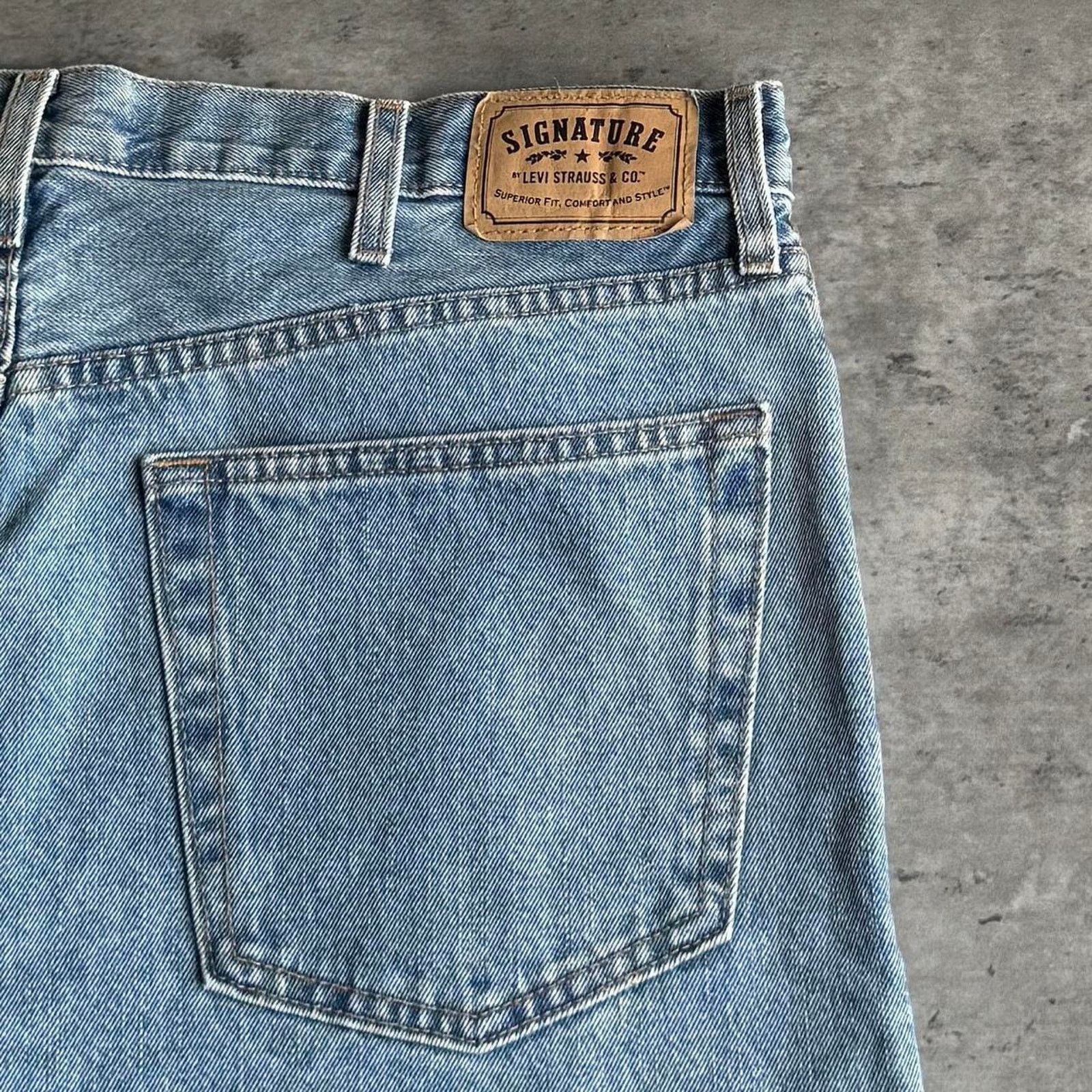 Levi's × Levi's Vintage Clothing Vintage Y2K Levi’s Relaxed Fit Light Wash Denim Jeans Size US 38 / EU 54 - 3 Thumbnail