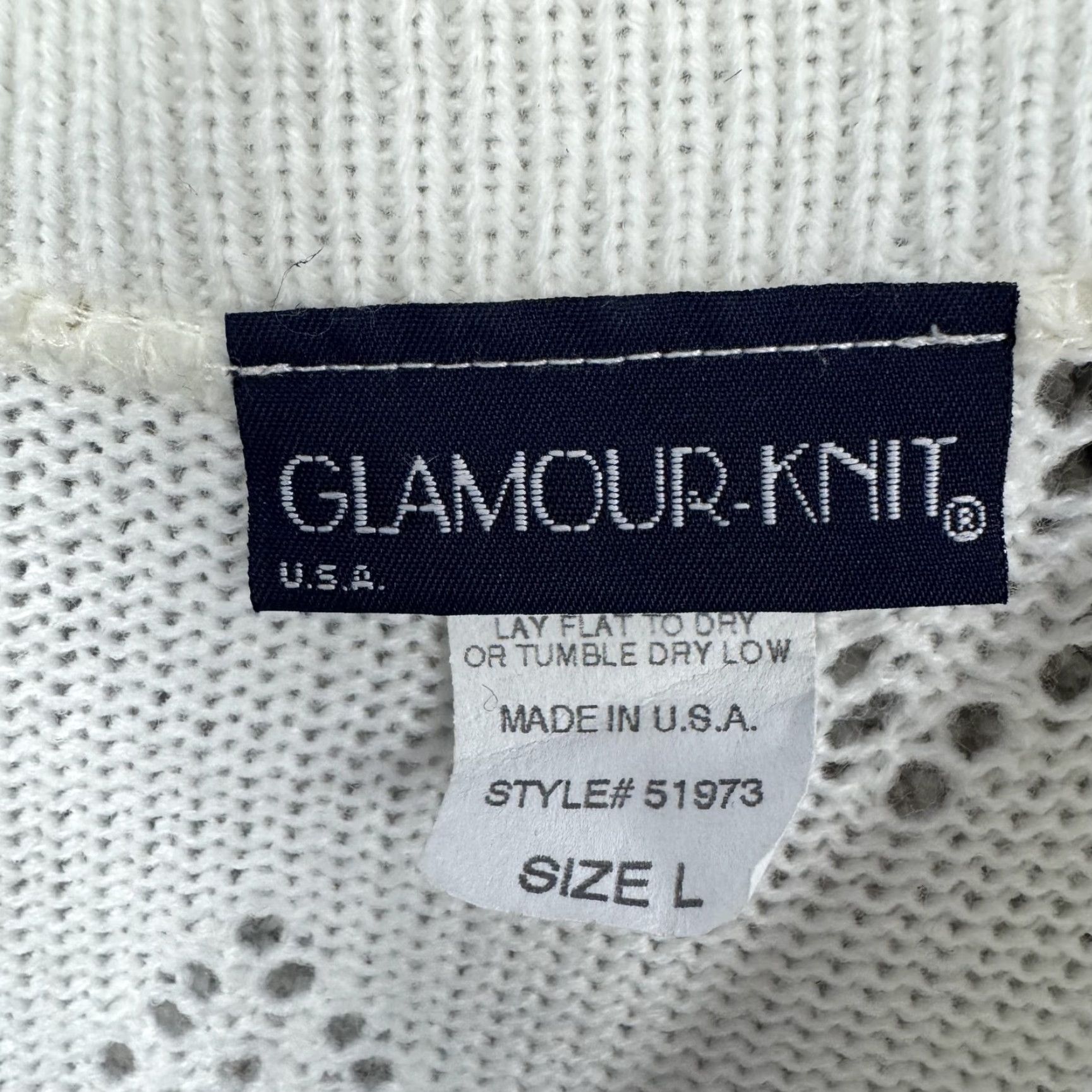 Vintage VINTAGE GLAMOUR-KNIT Sweater Vest Womens L White V-Neck Sleeveless Geometric Knit Button Front 80s 90s Cottagecore Light Academia Size L / US 10 / IT 46 - 4 Thumbnail