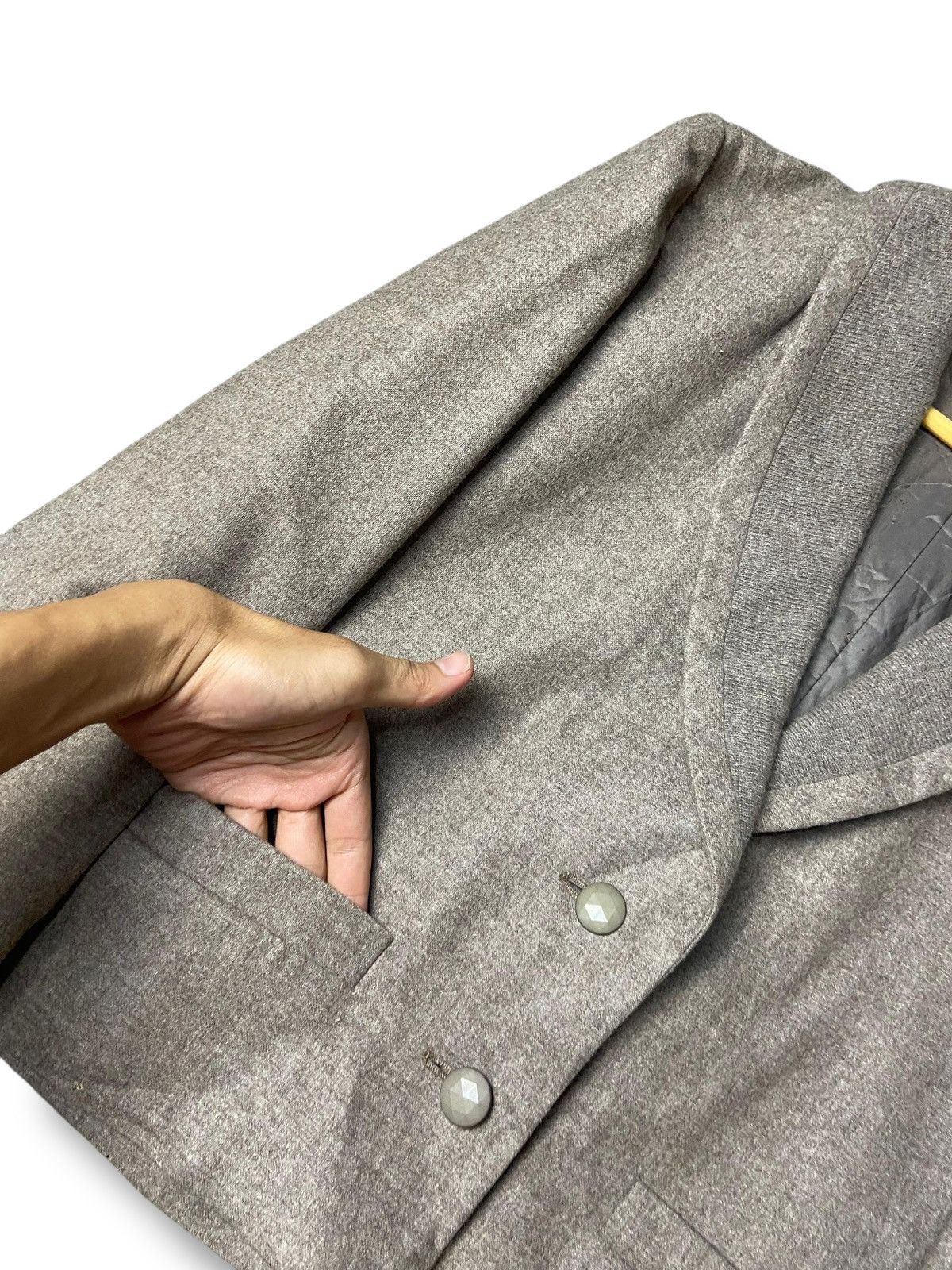 Guy Laroche Vintage Guy Laroche Couture Crop Blazer (151) Size US XXS / EU 40 - 5 Thumbnail