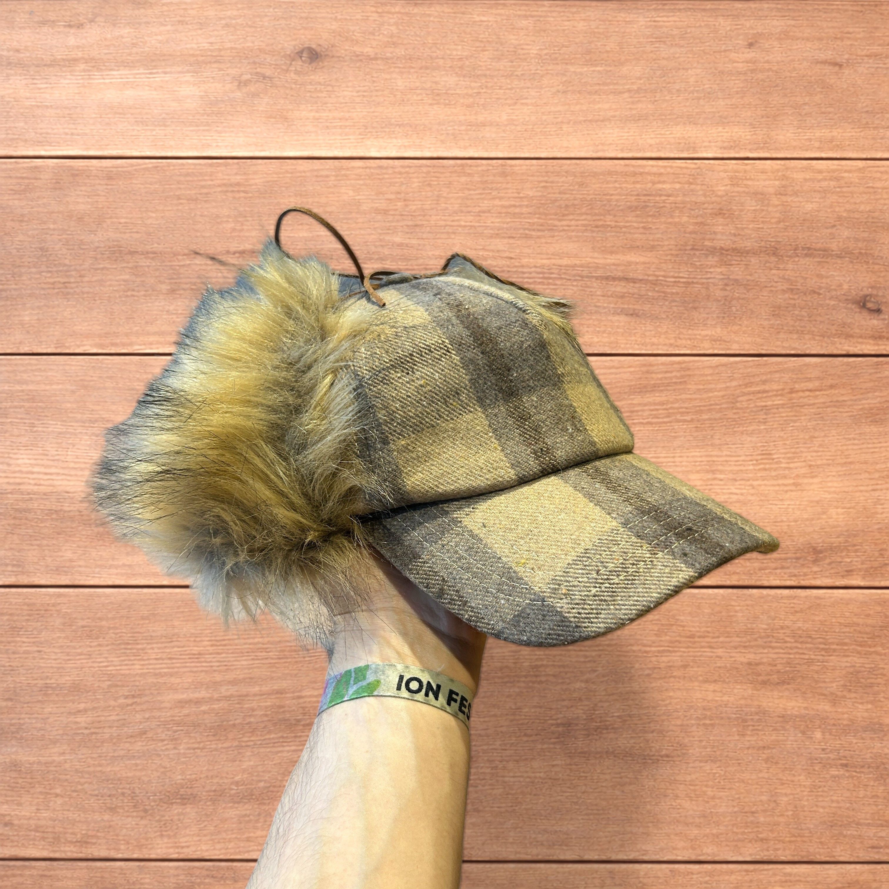 Japanese Brand Trapper Russian ear flap hat in checkered beige colour way. Size ONE SIZE - 4 Thumbnail