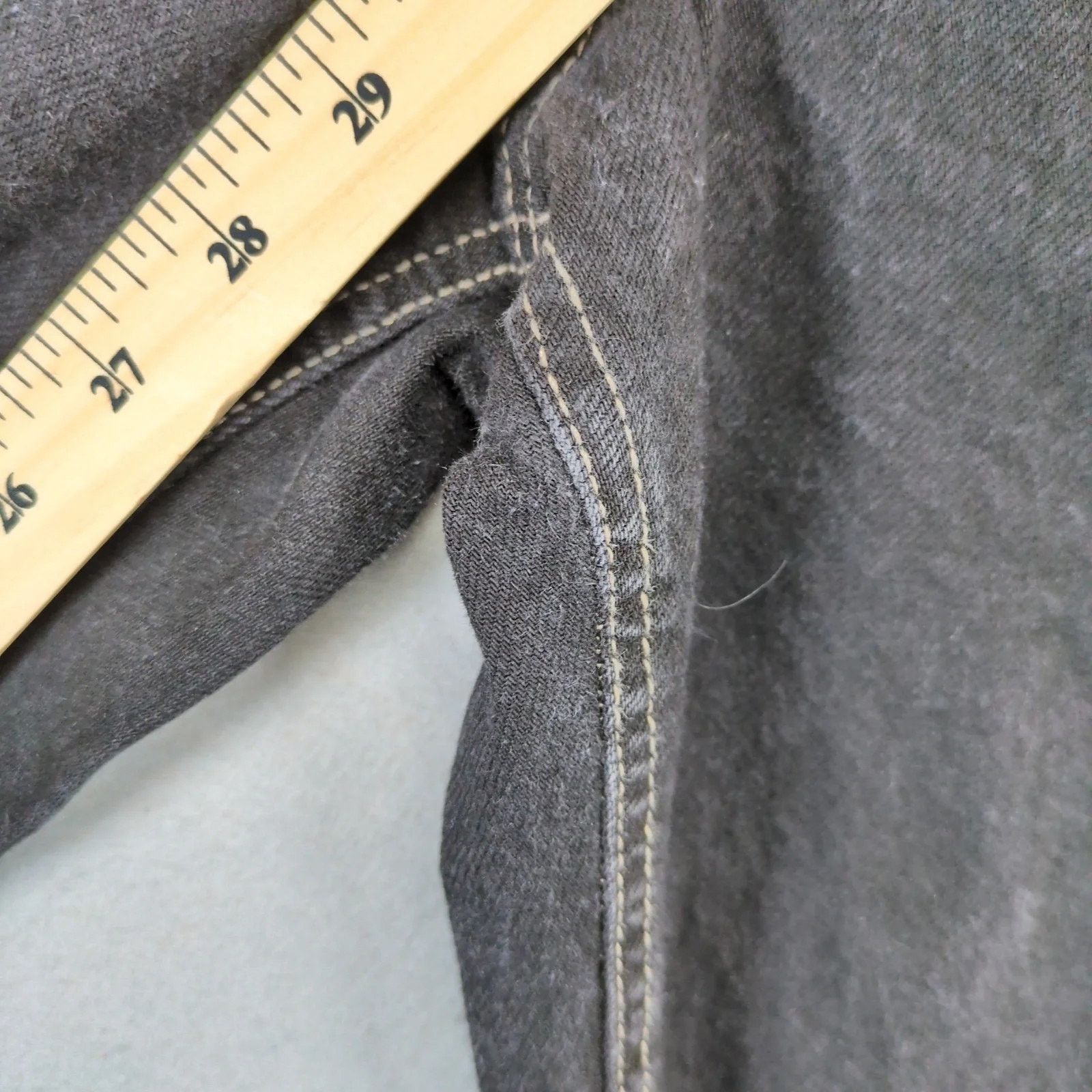 Tommy Hilfiger Vtg Tommy Hilfiger Jeans Men's 34x30 Black Denim 2002 Y2K Size 38" / US 16 / IT 52 - 4 Thumbnail