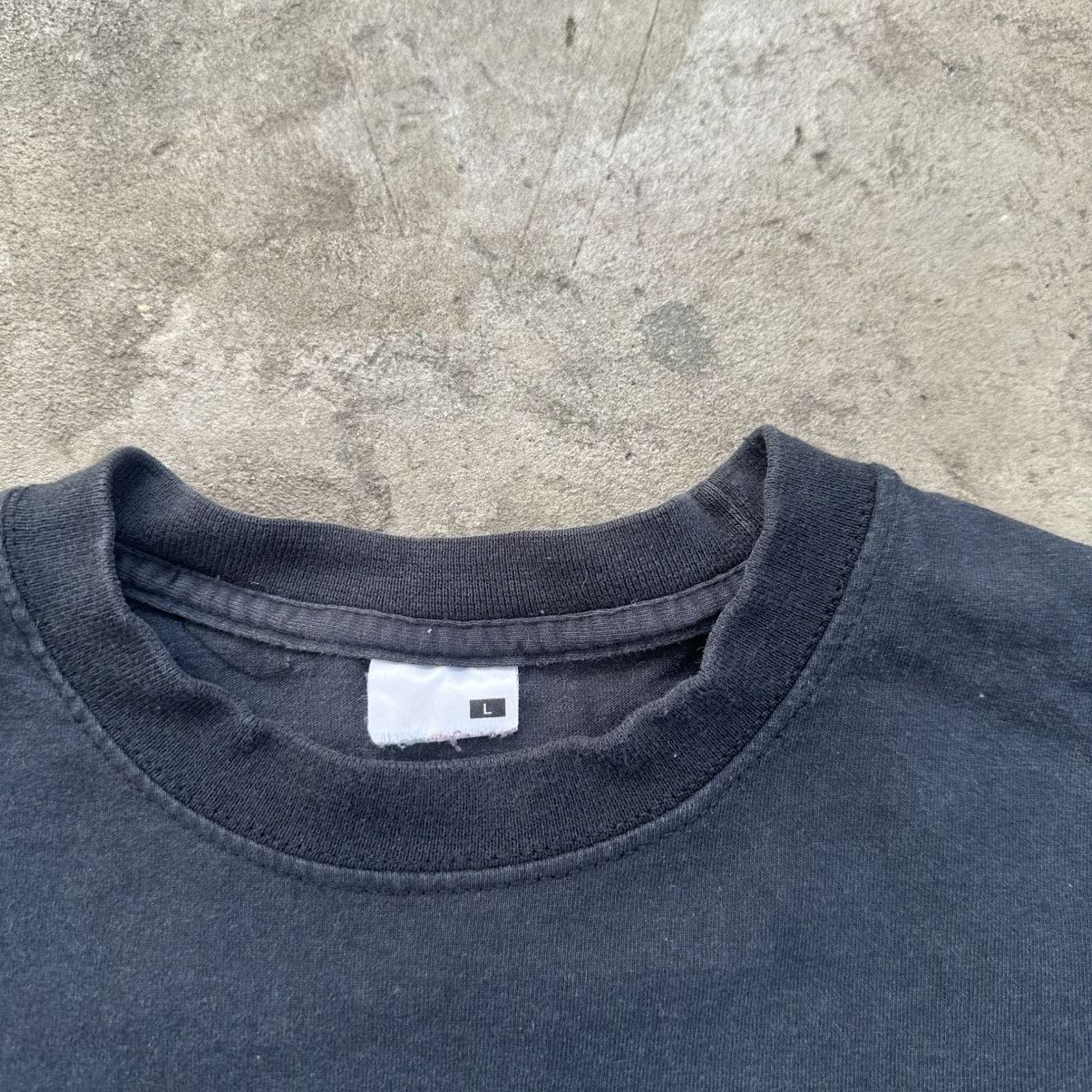 Band Tees U2 - how to dismantle an atomic bomb t-shirt Size US L / EU 52-54 / 3 - 6 Thumbnail