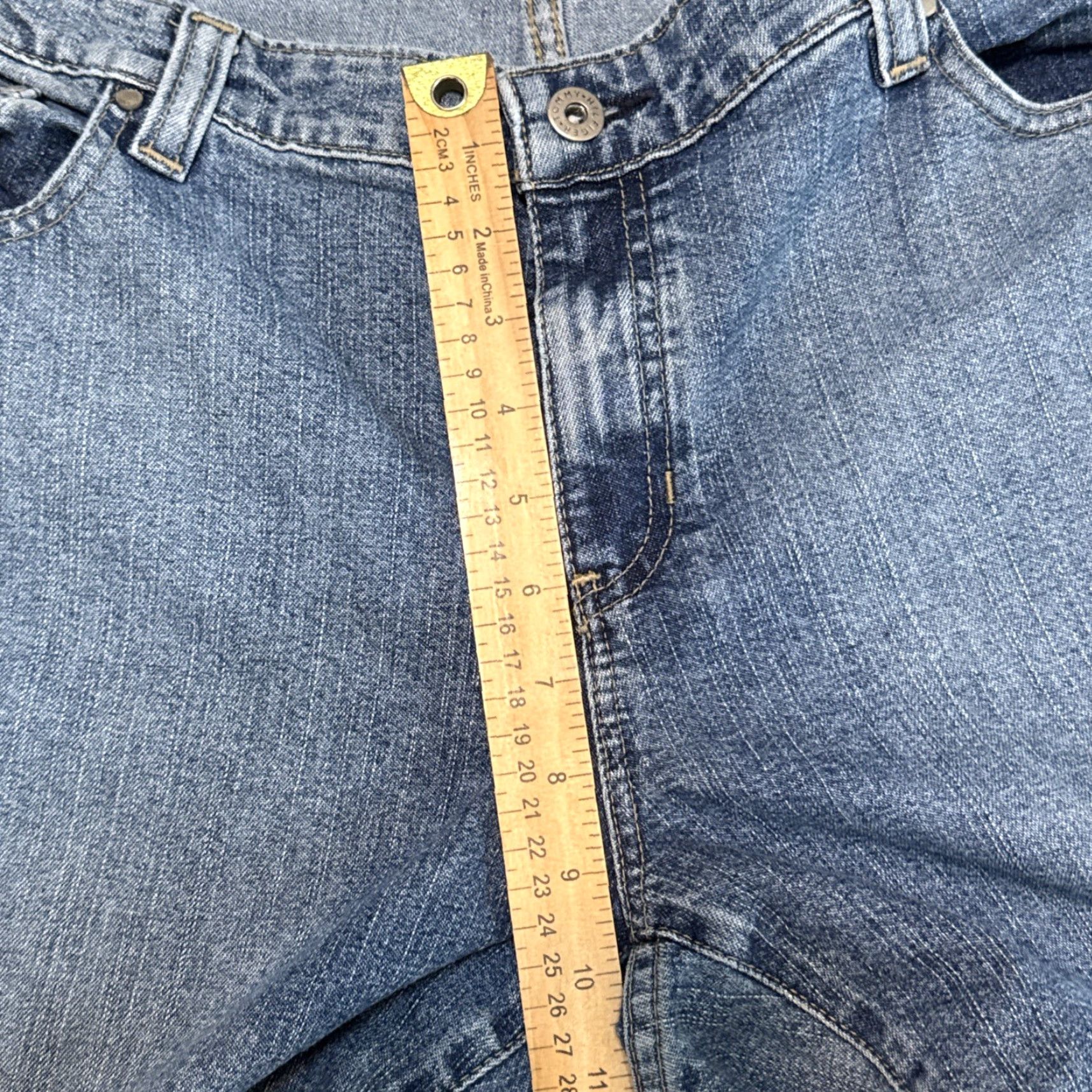 Tommy Hilfiger VINTAGE Tommy Hilfiger Women's Jeans Blue, Bootcut, Size 16, Hipster Style, Denim, Mid Rise, 31.5 Inseam Size 38" / US 16 / IT 52 - 6 Thumbnail