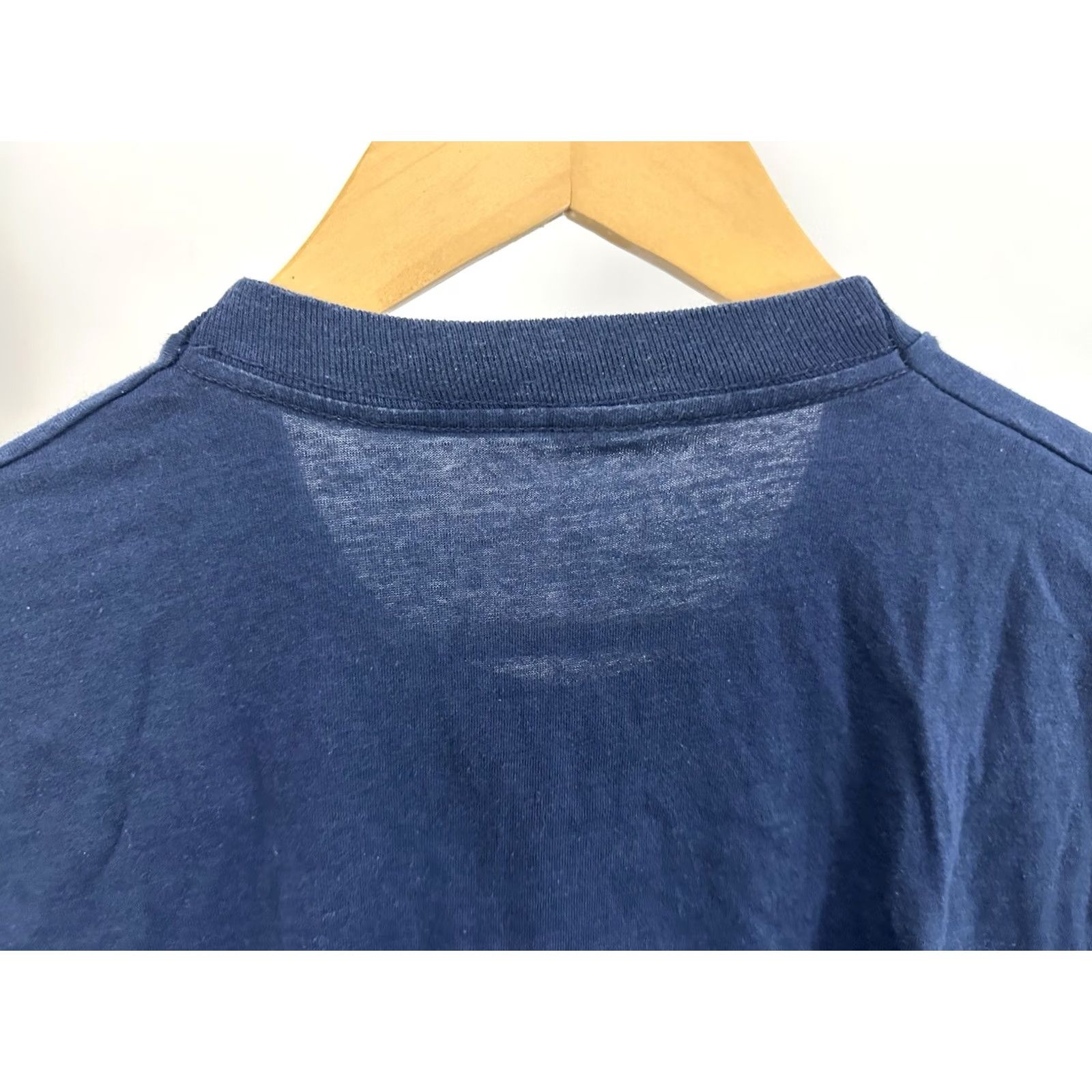 Vintage VTG 80s Central Park Embroidered Horse Carriage City Scape Paper Thin T-Shirt L Blue Mens Shirt Size US L / EU 52-54 / 3 - 5 Thumbnail