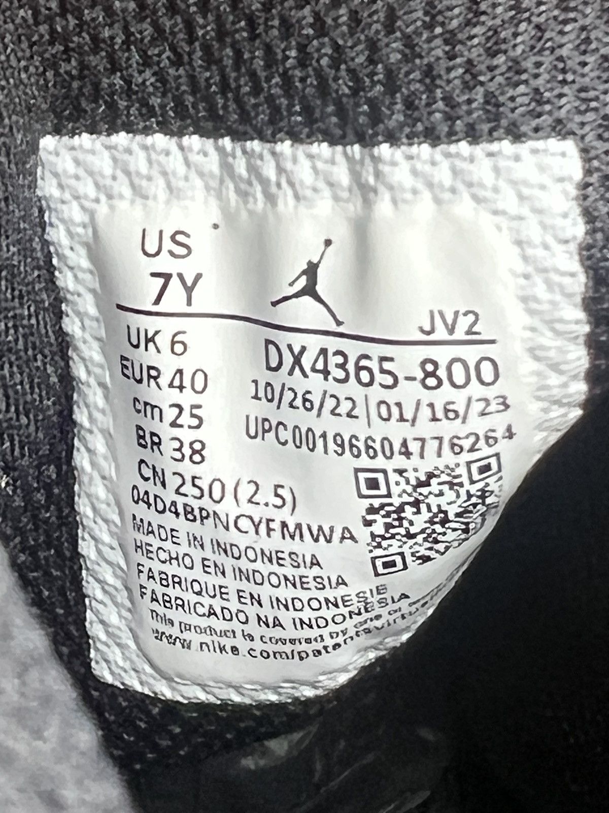 Jordan Brand CLEAN Air Jordan 1 Mid Retro Flight Club size 8.5 Womens Size US 8.5 / IT 38.5 - 8 Thumbnail