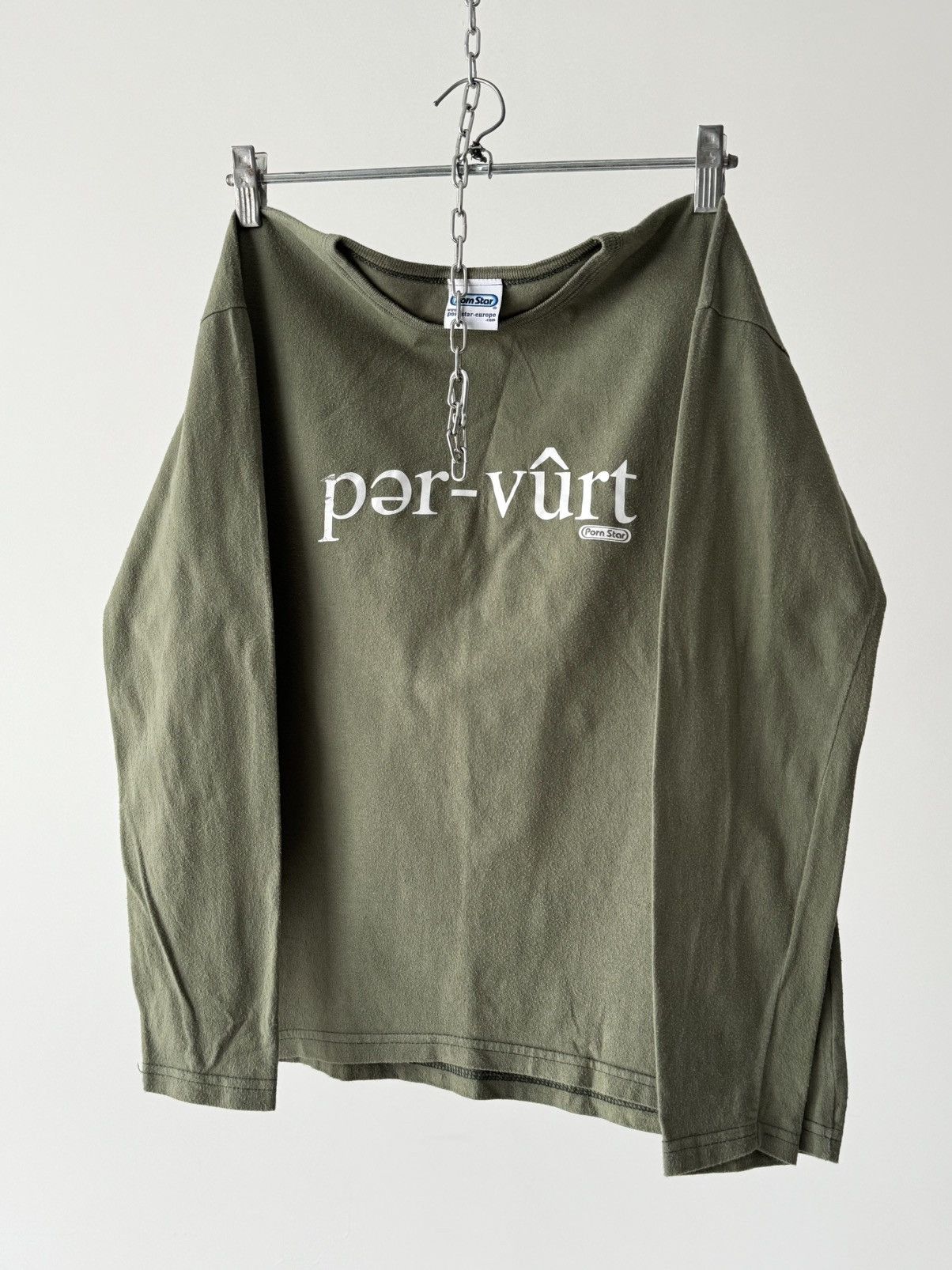 Hook-Ups × Vintage Vintage Y2K Pornstar ‘Pervurt’ Women’s Skate Long Sleeve Size M / US 6-8 / IT 42-44 - 1 Thumbnail