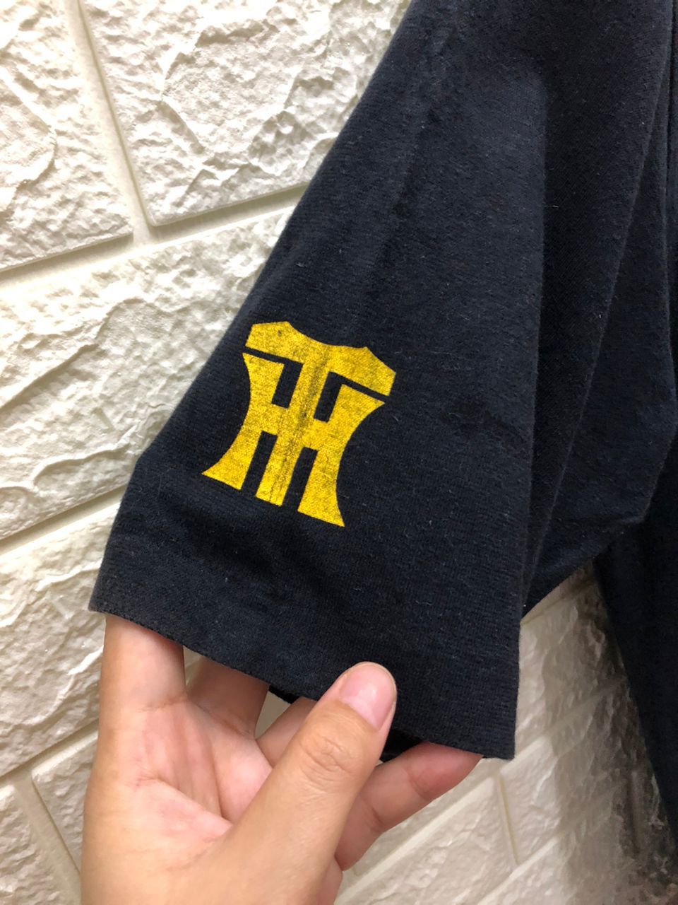 MLB vintage MLB NPB Hanshin Tigers X takeshi single stich Size US M / EU 48-50 / 2 - 10 Thumbnail
