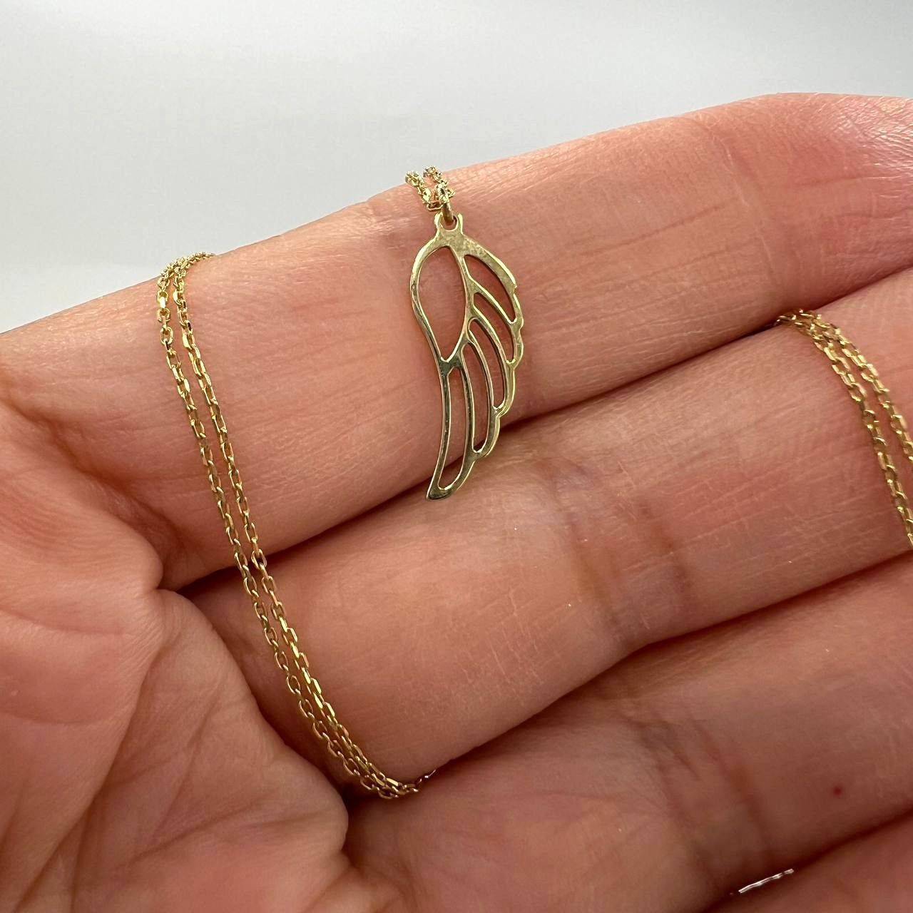 Other Delicate 14K yellow gold necklace with leaf design Size ONE SIZE - 6 Thumbnail