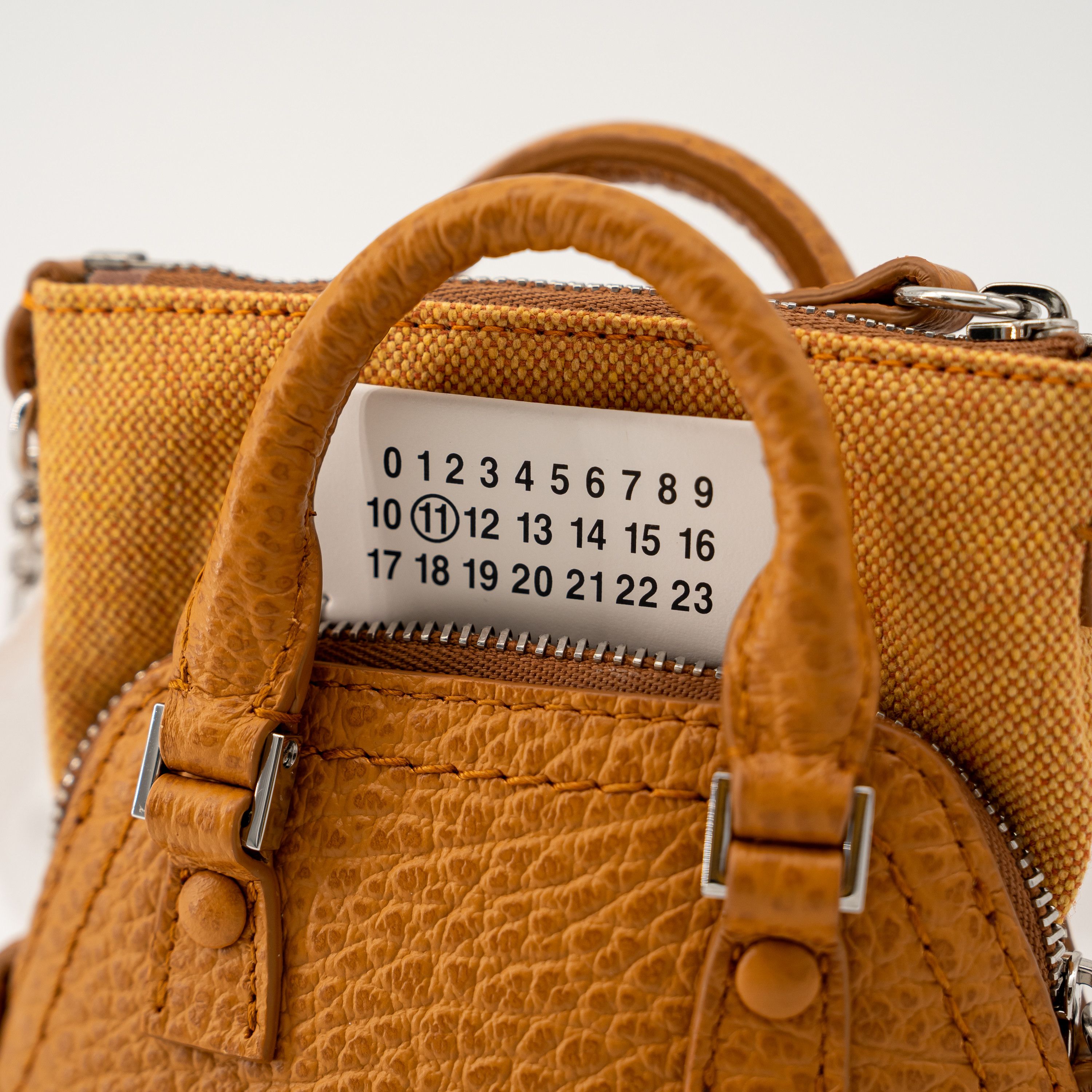 Maison Margiela Maison Margiela 5AC Classique Baby Pebbled Leather Bag Size ONE SIZE - 5 Thumbnail