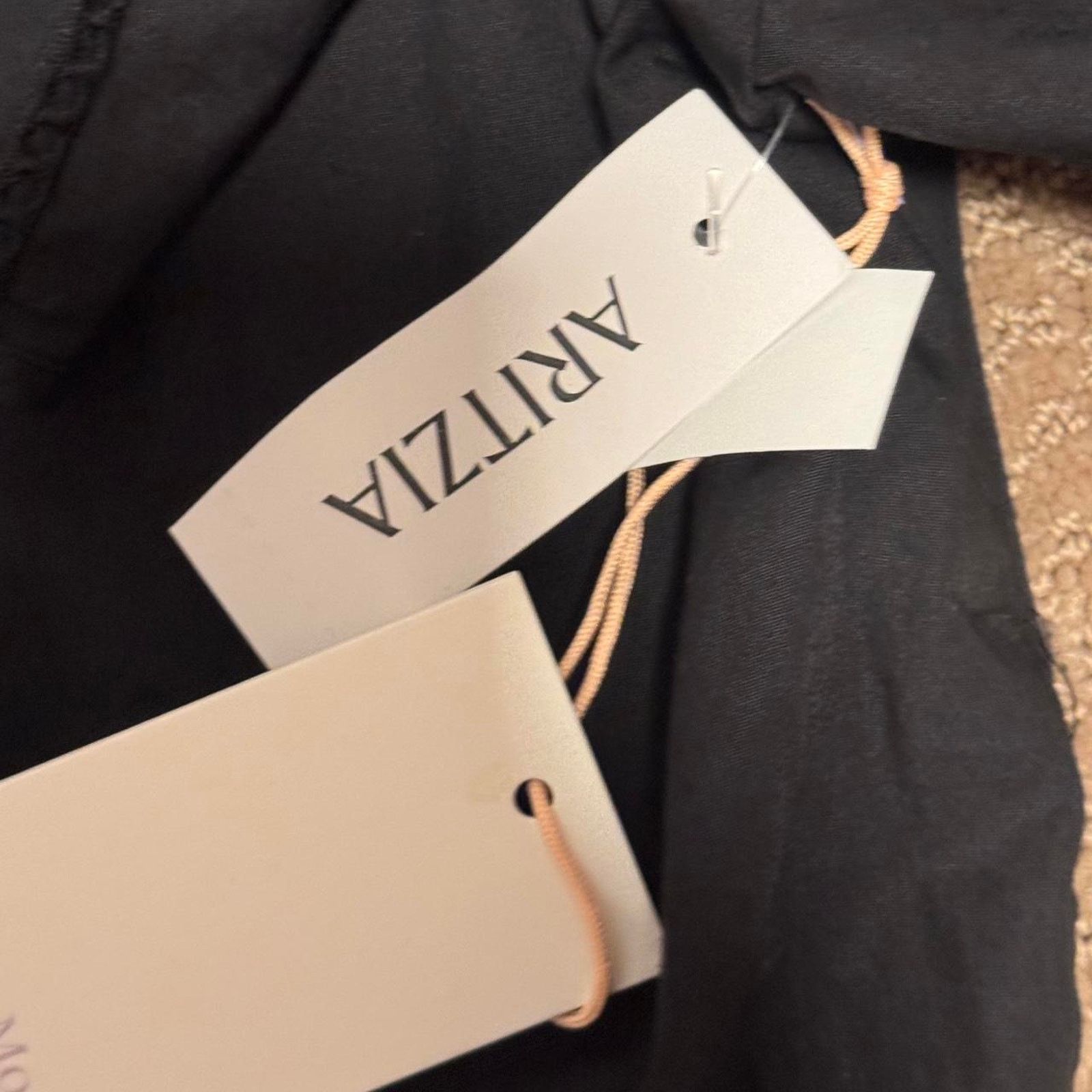 Aritzia NWT aritzia black embroidered puff sleeve blouse Size XXS / US 00 / IT 34 - 4 Thumbnail