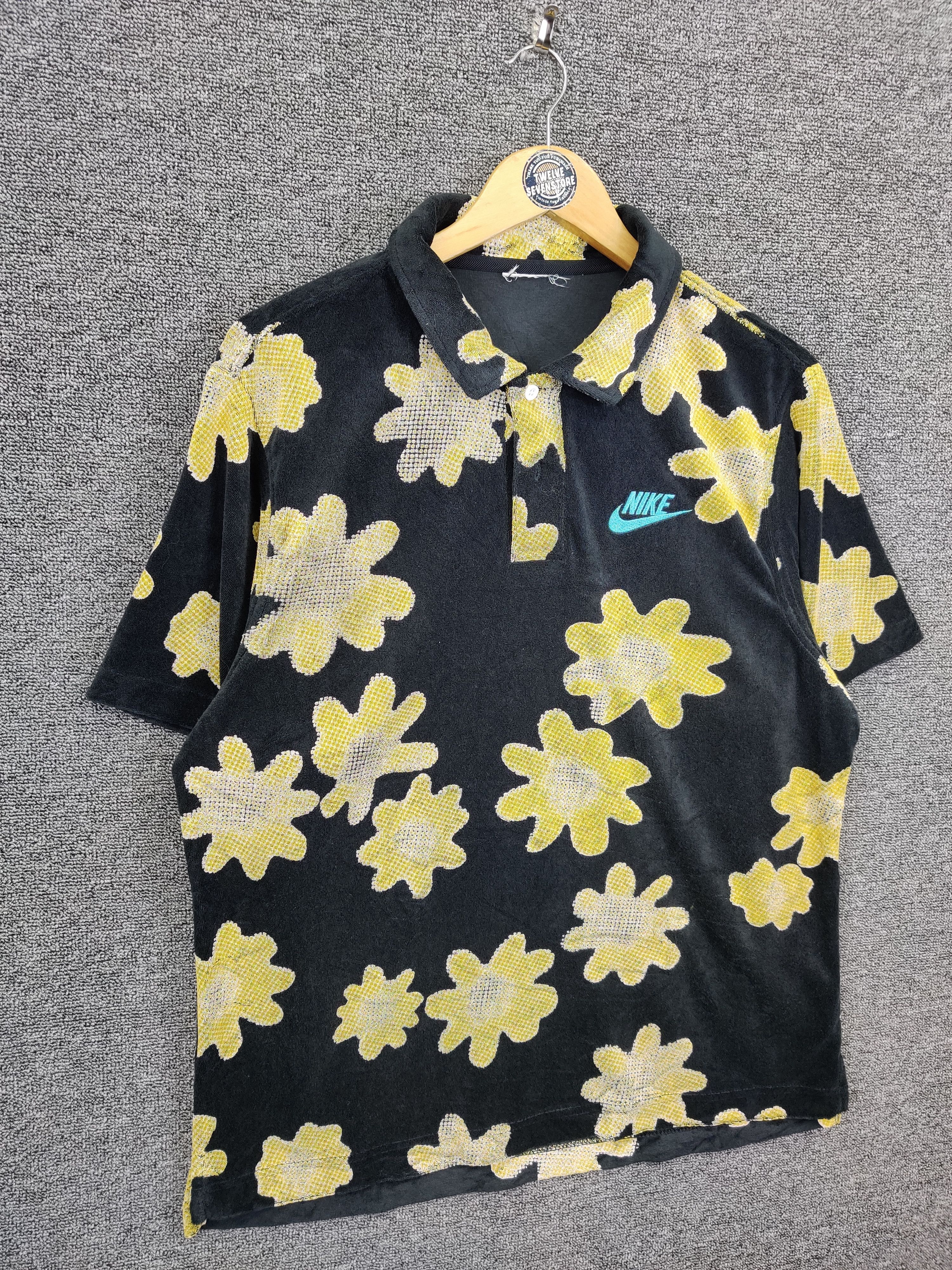 Nike Vintage Nike Floral Polo Shirt Button Ups Size US L / EU 52-54 / 3 - 5 Thumbnail