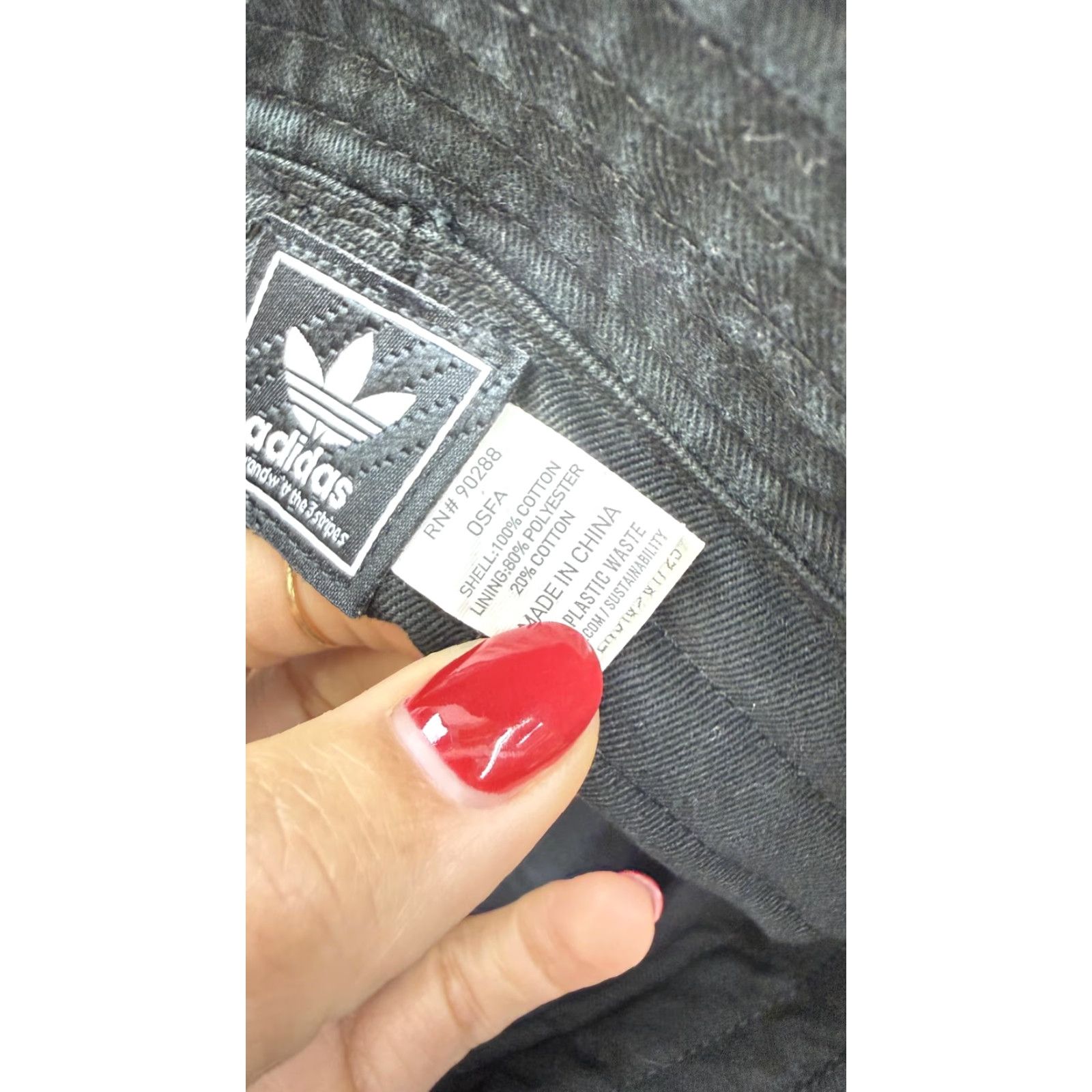 Adidas VINTAGE Adidas Hat Bucket Fitted Mens One Size Black Trefoil Logo Casual Streetwear Size ONE SIZE - 5 Thumbnail