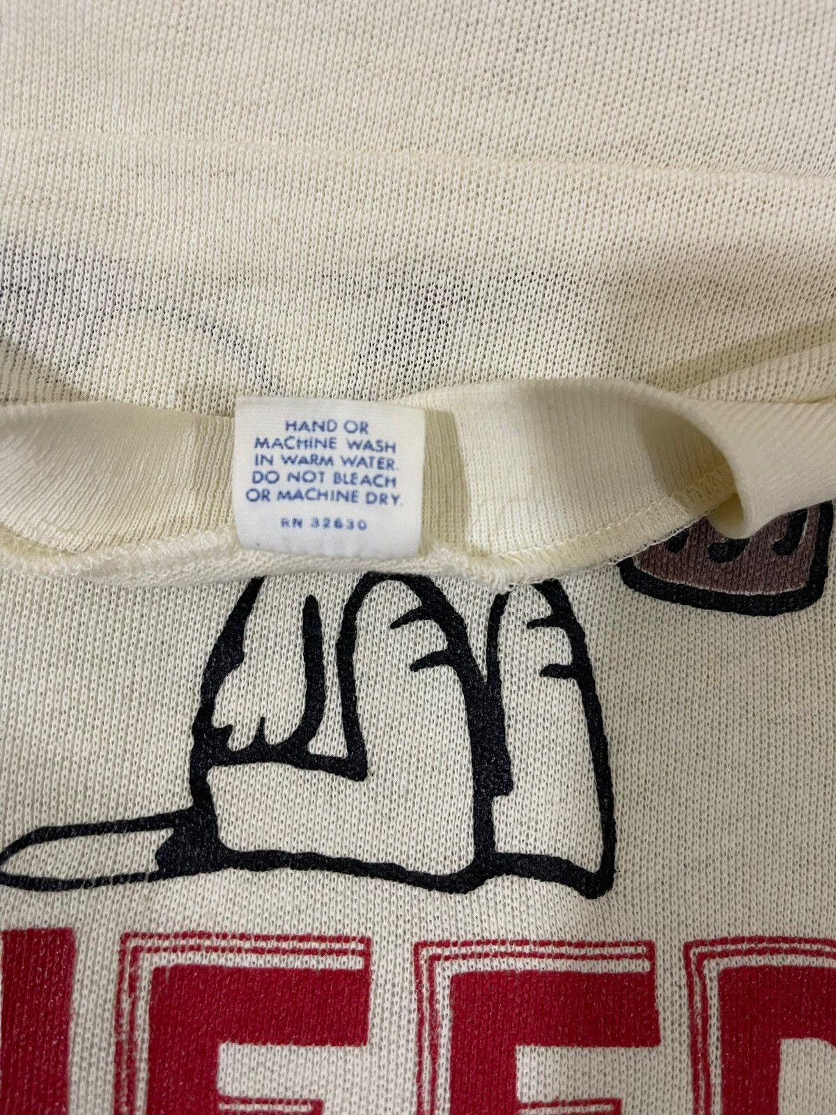 Vintage vintage snoopy tshirt Size US S / EU 44-46 / 1 - 7 Thumbnail