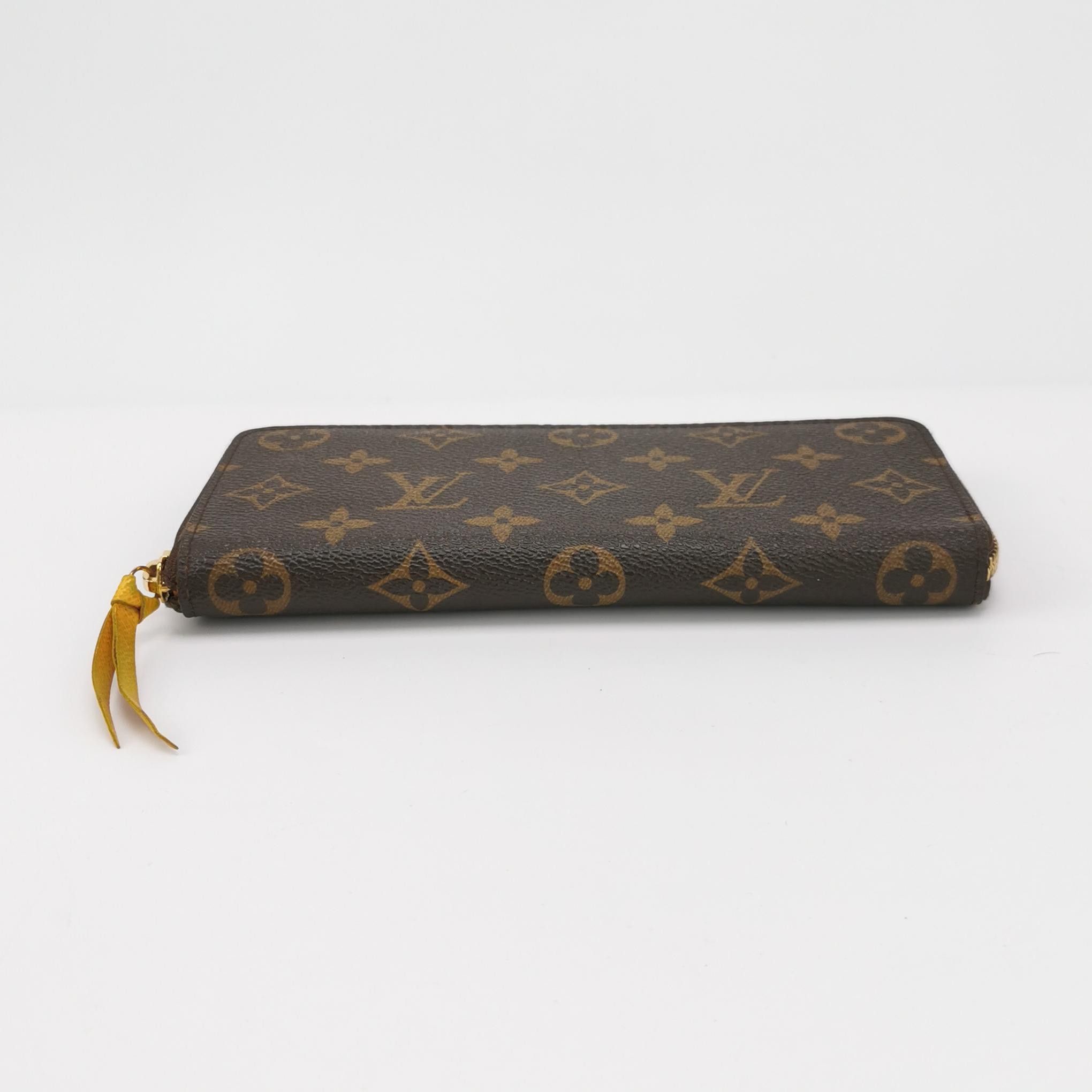 Louis Vuitton Louis Vuitton (LV) Clemence Zip Around Monogram Wallet -y25 Size ONE SIZE - 3 Thumbnail