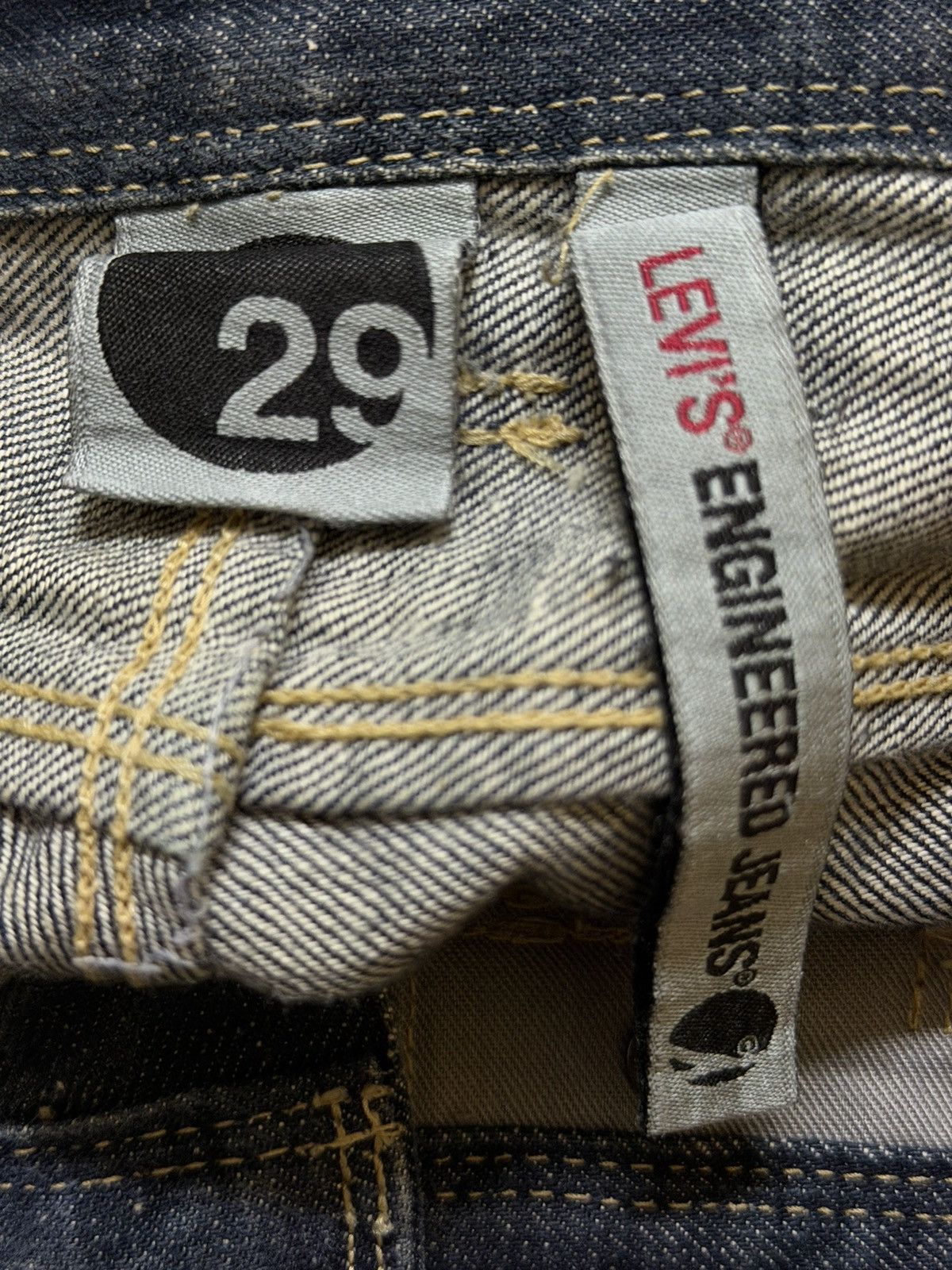 Levi's Vintage 90s Levis Engineered Faded Wash Twisted Leg Size US 31 - 6 Thumbnail